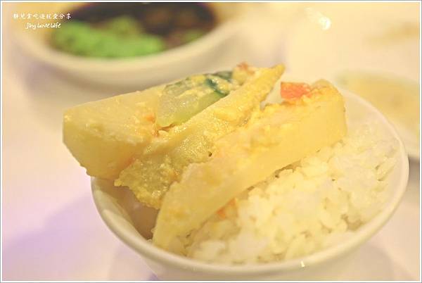 ★食★台北。市府站→【大灣碼頭熱炒生猛海鮮】海鮮創意快炒、聚會超澎派❤松隆店 @靜兒貪吃遊玩愛分享 ★食★台北。市府站→【大灣碼頭熱炒生猛海鮮】海鮮創意快炒、聚會超澎派❤松隆店 @靜兒貪吃遊玩愛分享