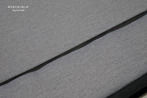 ❖ 開箱 ❖【哎喔生活雜良】Elbe輕行系列 雅痞灰筆記型電腦保護內袋(11/13吋)♦嚴選質感有溫度的好物 @靜兒貪吃遊玩愛分享 ❖ 開箱 ❖【哎喔生活雜良】Elbe輕行系列 雅痞灰筆記型電腦保護內袋(11/13吋)♦嚴選質感有溫度的好物 @靜兒貪吃遊玩愛分享