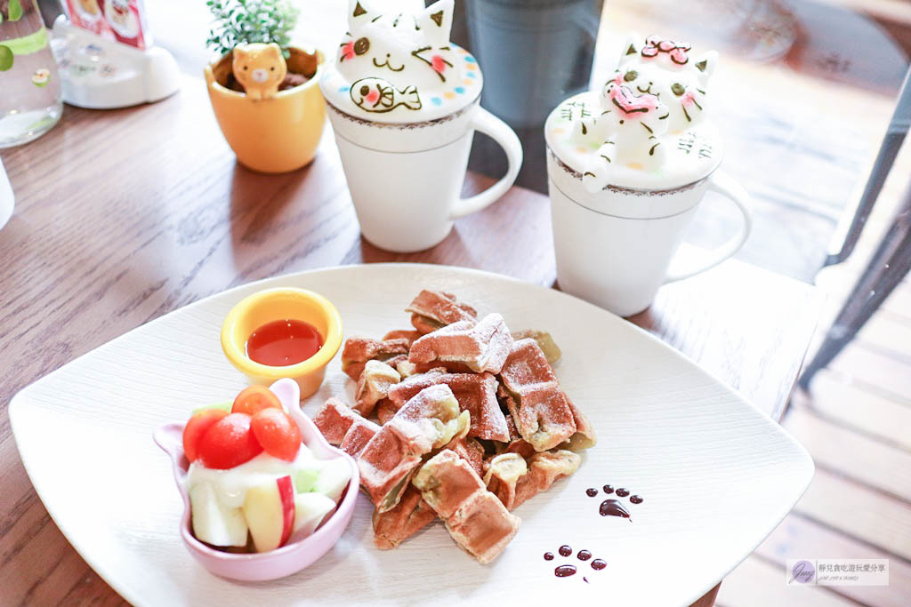 台中西區美食-Minou Cafè 咪奴咖啡-超萌的貓咪立體拉花與貓咪們的親密接觸療癒煩悶的心情/貓咪寵物餐廳 @靜兒貪吃遊玩愛分享 台中西區美食-Minou Cafè 咪奴咖啡-超萌的貓咪立體拉花與貓咪們的親密接觸療癒煩悶的心情/貓咪寵物餐廳 @靜兒貪吃遊玩愛分享