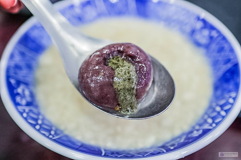 桃園龜山美食-亭仔腳古早味龜山總棧-冷冬來碗溫暖的紅豆湯x燒仙草x手工燒麻糬x冬至大湯圓小湯圓/龜山后街美食 @靜兒貪吃遊玩愛分享 桃園龜山美食-亭仔腳古早味龜山總棧-冷冬來碗溫暖的紅豆湯x燒仙草x手工燒麻糬x冬至大湯圓小湯圓/龜山后街美食 @靜兒貪吃遊玩愛分享