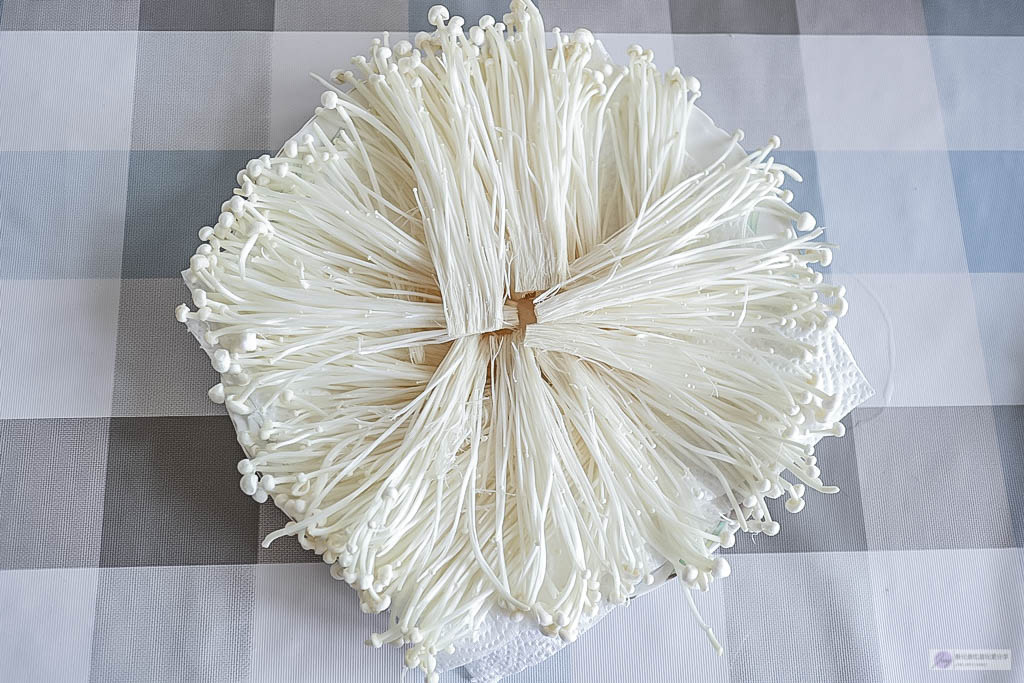 ◎DIY◎超簡單好上手低熱量無負擔的氣炸烤箱酥炸脆皮捲金針菇/秒殺小點心/宵夜好夥伴 @靜兒貪吃遊玩愛分享 ◎DIY◎超簡單好上手低熱量無負擔的氣炸烤箱酥炸脆皮捲金針菇/秒殺小點心/宵夜好夥伴 @靜兒貪吃遊玩愛分享