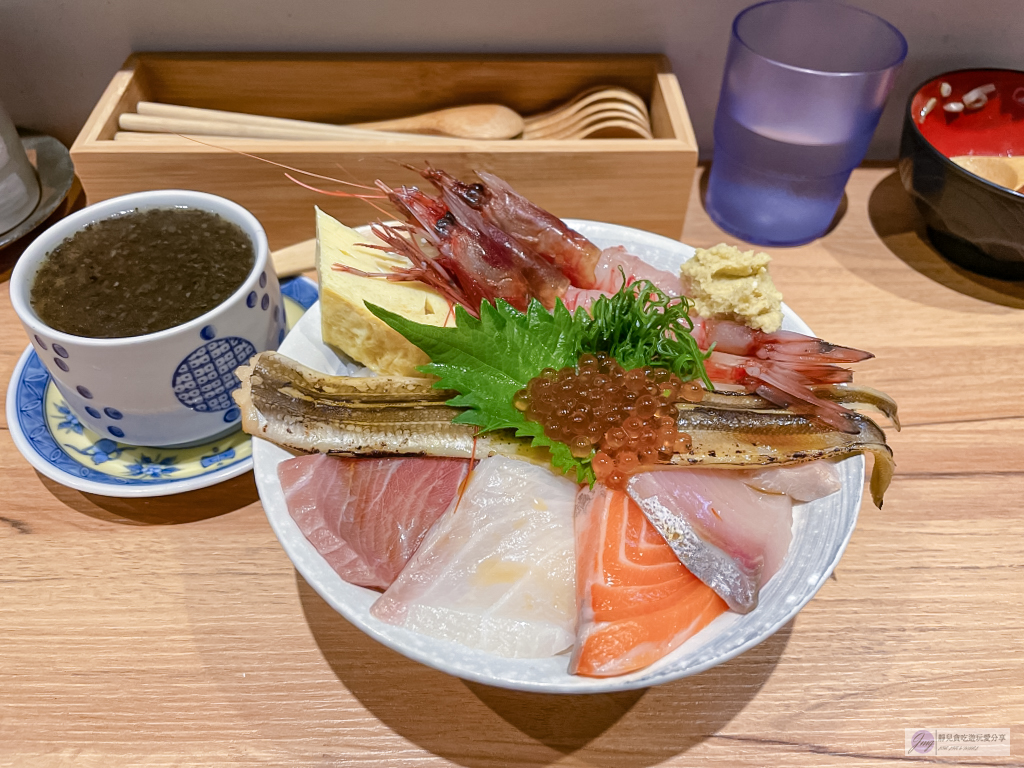 桃園中壢美食-墨sumi。海鮮丼ぶり-隱藏巷弄中的超低調日式海鮮丼飯專賣店 @靜兒貪吃遊玩愛分享 桃園中壢美食-墨sumi。海鮮丼ぶり-隱藏巷弄中的超低調日式海鮮丼飯專賣店 @靜兒貪吃遊玩愛分享