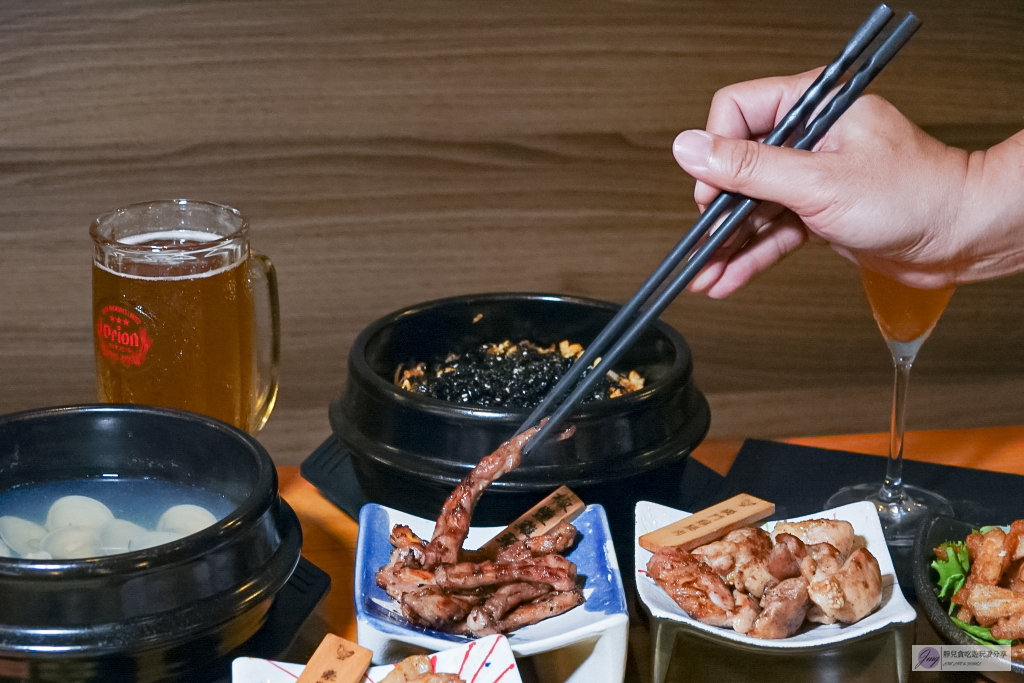桃園美食-川御燒肉專門店-職人炭烤聚餐首選!新推出無菜單料理$399調酒無限暢飲/寵物友善餐廳 @靜兒貪吃遊玩愛分享 桃園美食-川御燒肉專門店-職人炭烤聚餐首選!新推出無菜單料理$399調酒無限暢飲/寵物友善餐廳 @靜兒貪吃遊玩愛分享