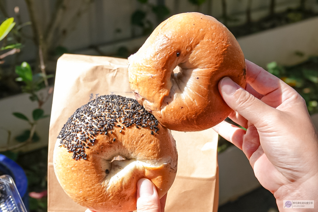 桃園龍潭美食-農場麵包Farm Bread-復古老宅裡的老麵麵包,多達40種以上口味,海鹽捲、貝果、生吐司銷售常勝軍 @靜兒貪吃遊玩愛分享 桃園龍潭美食-農場麵包Farm Bread-復古老宅裡的老麵麵包,多達40種以上口味,海鹽捲、貝果、生吐司銷售常勝軍 @靜兒貪吃遊玩愛分享