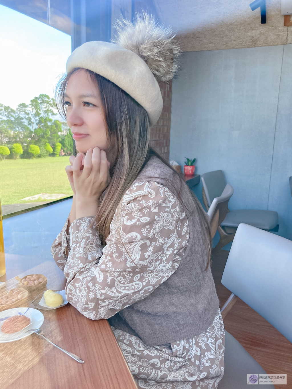 桃園龍潭美食-驛庭-紅磚老屋270°玻璃窗龍潭美景,隱藏在全台最大瑤池金母廟旁的秘境咖啡廳,吸睛迷你的紅龜粿 @靜兒貪吃遊玩愛分享 桃園龍潭美食-驛庭-紅磚老屋270°玻璃窗龍潭美景,隱藏在全台最大瑤池金母廟旁的秘境咖啡廳,吸睛迷你的紅龜粿 @靜兒貪吃遊玩愛分享