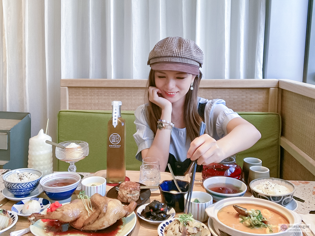 桃園美食-湯明茶樓-來自新竹50年老宅品牌,百貨裡的老式仿古摩登鐵花窗,嚴選台灣好茶佐新式台菜料理 @靜兒貪吃遊玩愛分享 桃園美食-湯明茶樓-來自新竹50年老宅品牌,百貨裡的老式仿古摩登鐵花窗,嚴選台灣好茶佐新式台菜料理 @靜兒貪吃遊玩愛分享
