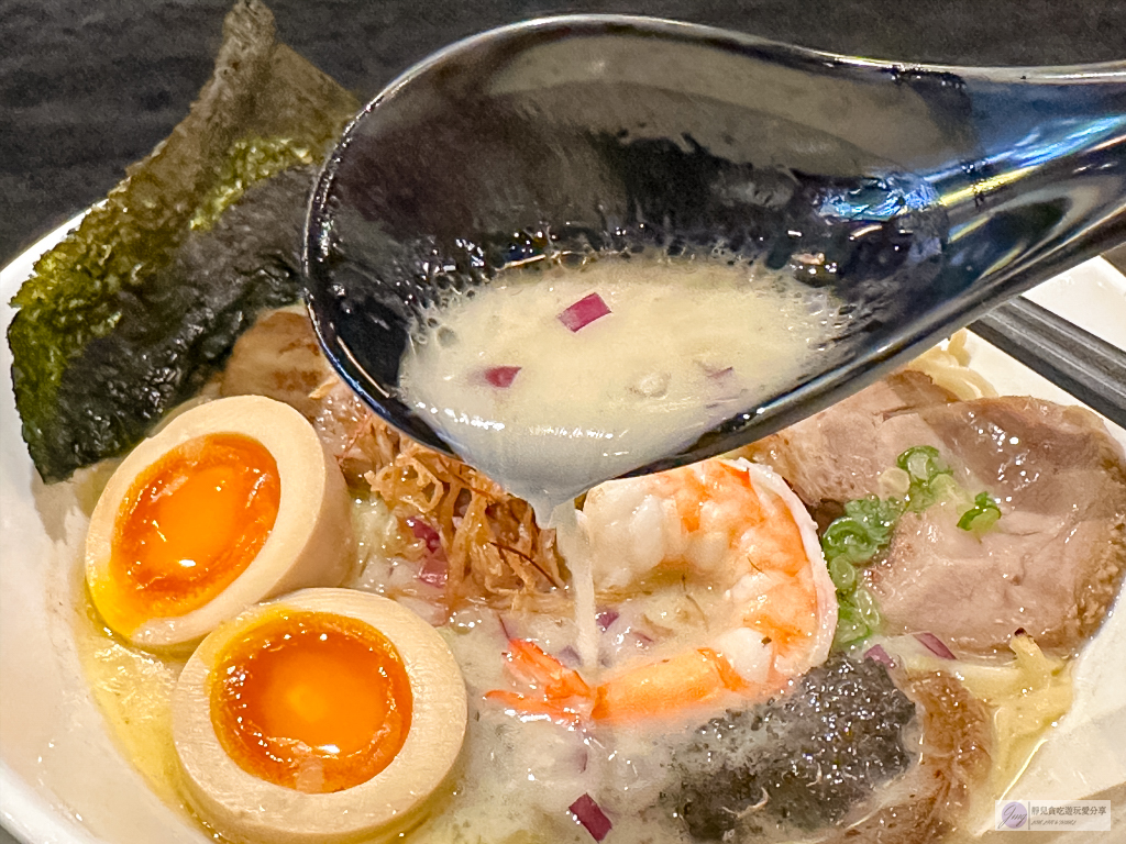 桃園美食-森mori ラーメン-手工費時熬煮雞豚湯頭 濃郁醇厚不膩的日式拉麵/鄰近武陵高中 @靜兒貪吃遊玩愛分享 桃園美食-森mori ラーメン-手工費時熬煮雞豚湯頭 濃郁醇厚不膩的日式拉麵/鄰近武陵高中 @靜兒貪吃遊玩愛分享