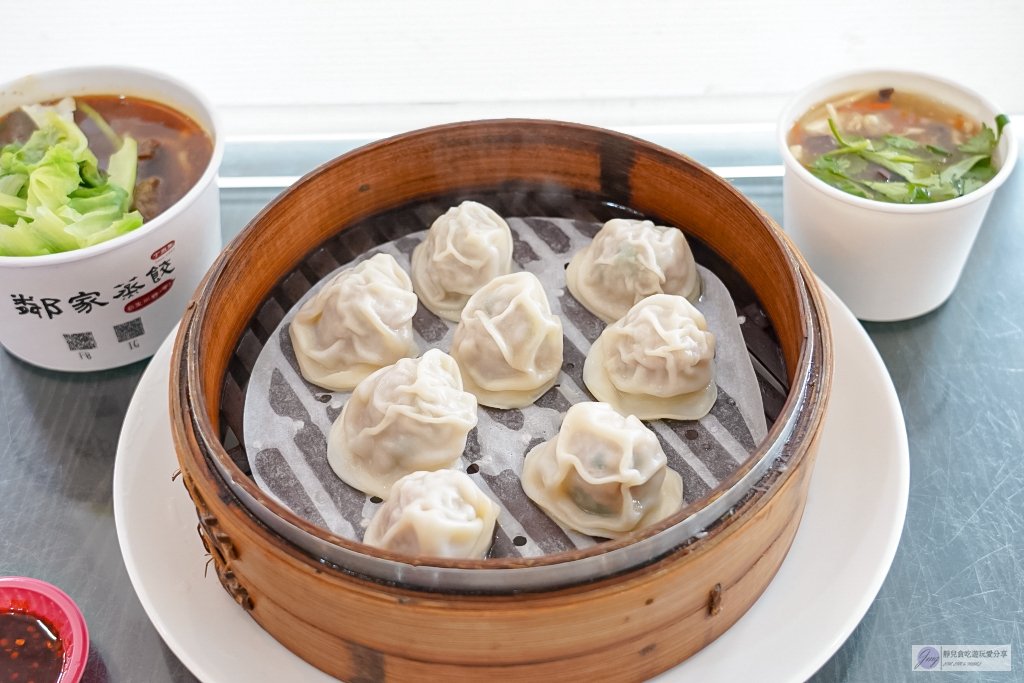 台東美食-鄰家蒸餃-在地經營26年!!號稱台東版鼎泰豐,皮薄餡多現點現蒸的鮮肉蒸餃 @靜兒貪吃遊玩愛分享 台東美食-鄰家蒸餃-在地經營26年!!號稱台東版鼎泰豐,皮薄餡多現點現蒸的鮮肉蒸餃 @靜兒貪吃遊玩愛分享