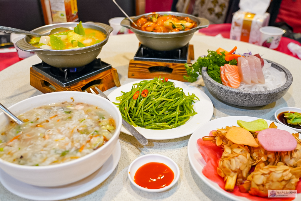 苗栗後龍美食-阿水飯店-老字號超夯海鮮快炒!不提供訂位平日午餐依舊客滿,每樣都無雷 @靜兒貪吃遊玩愛分享 苗栗後龍美食-阿水飯店-老字號超夯海鮮快炒!不提供訂位平日午餐依舊客滿,每樣都無雷 @靜兒貪吃遊玩愛分享