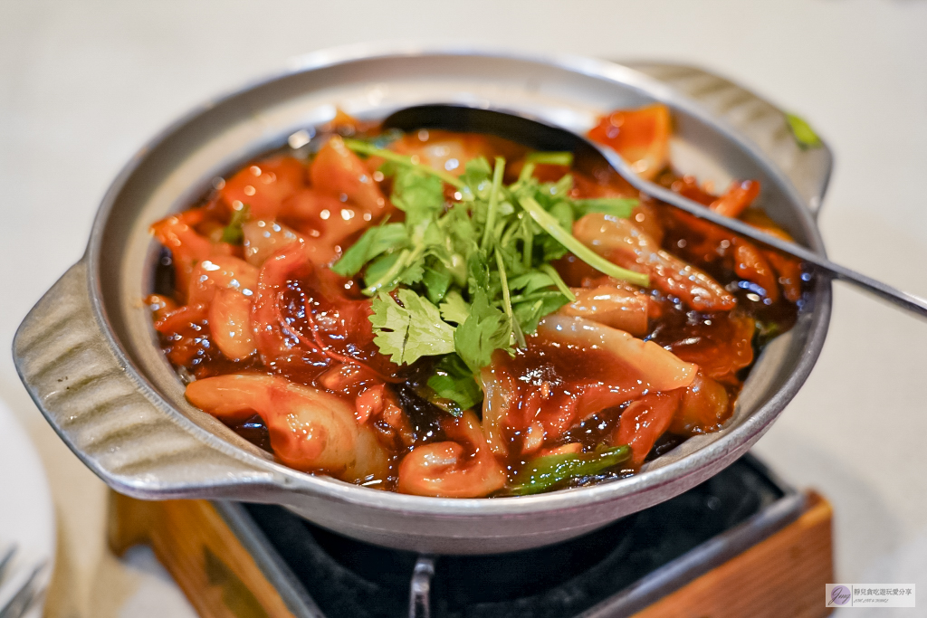 苗栗後龍美食-阿水飯店-老字號超夯海鮮快炒!不提供訂位平日午餐依舊客滿,每樣都無雷 @靜兒貪吃遊玩愛分享 苗栗後龍美食-阿水飯店-老字號超夯海鮮快炒!不提供訂位平日午餐依舊客滿,每樣都無雷 @靜兒貪吃遊玩愛分享