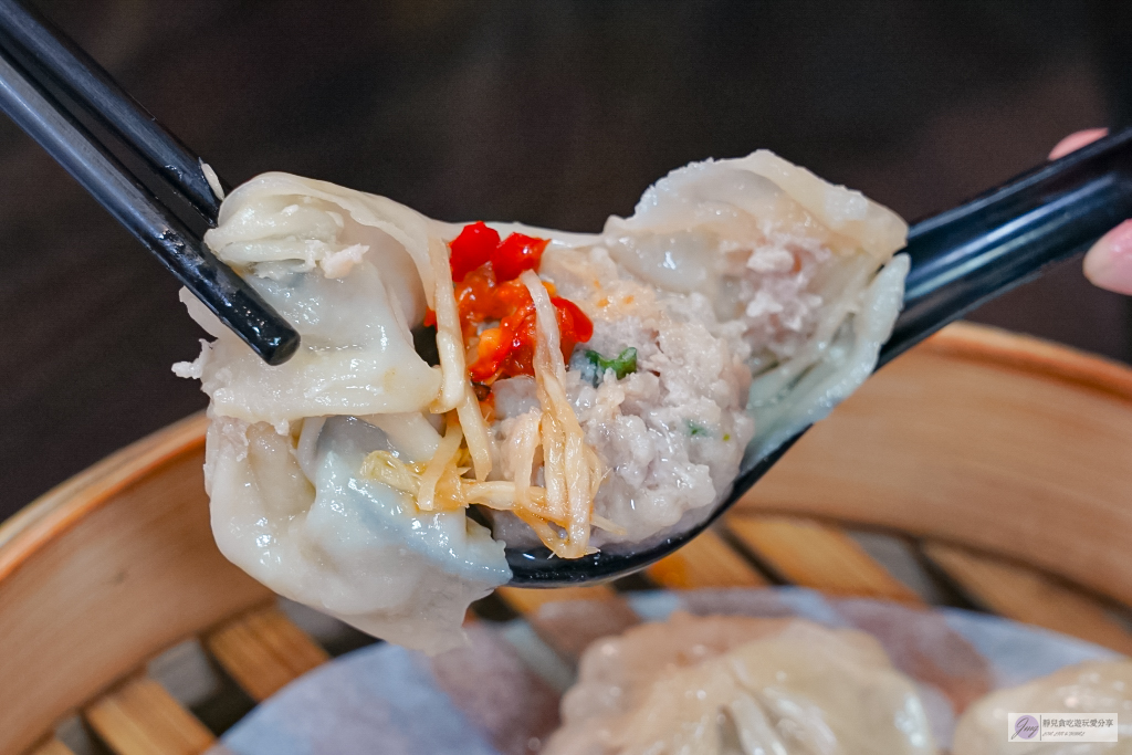 宜蘭礁溪美食-三寸舌尖-隱藏在田野間的人氣鐵皮熱炒店!三星蔥湯包無湯肉餡扎實/鄰近白鵝村柴圍福德廟 @靜兒貪吃遊玩愛分享 宜蘭礁溪美食-三寸舌尖-隱藏在田野間的人氣鐵皮熱炒店!三星蔥湯包無湯肉餡扎實/鄰近白鵝村柴圍福德廟 @靜兒貪吃遊玩愛分享