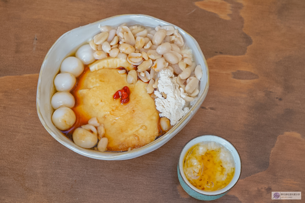 南投美食-桑心合作社-隱身小村落裡!!傳統豆花嫩仙草搭配麵茶迸出新滋味,古早味酸梅湯消暑解渴/鄰近紙教堂 @靜兒貪吃遊玩愛分享 南投美食-桑心合作社-隱身小村落裡!!傳統豆花嫩仙草搭配麵茶迸出新滋味,古早味酸梅湯消暑解渴/鄰近紙教堂 @靜兒貪吃遊玩愛分享