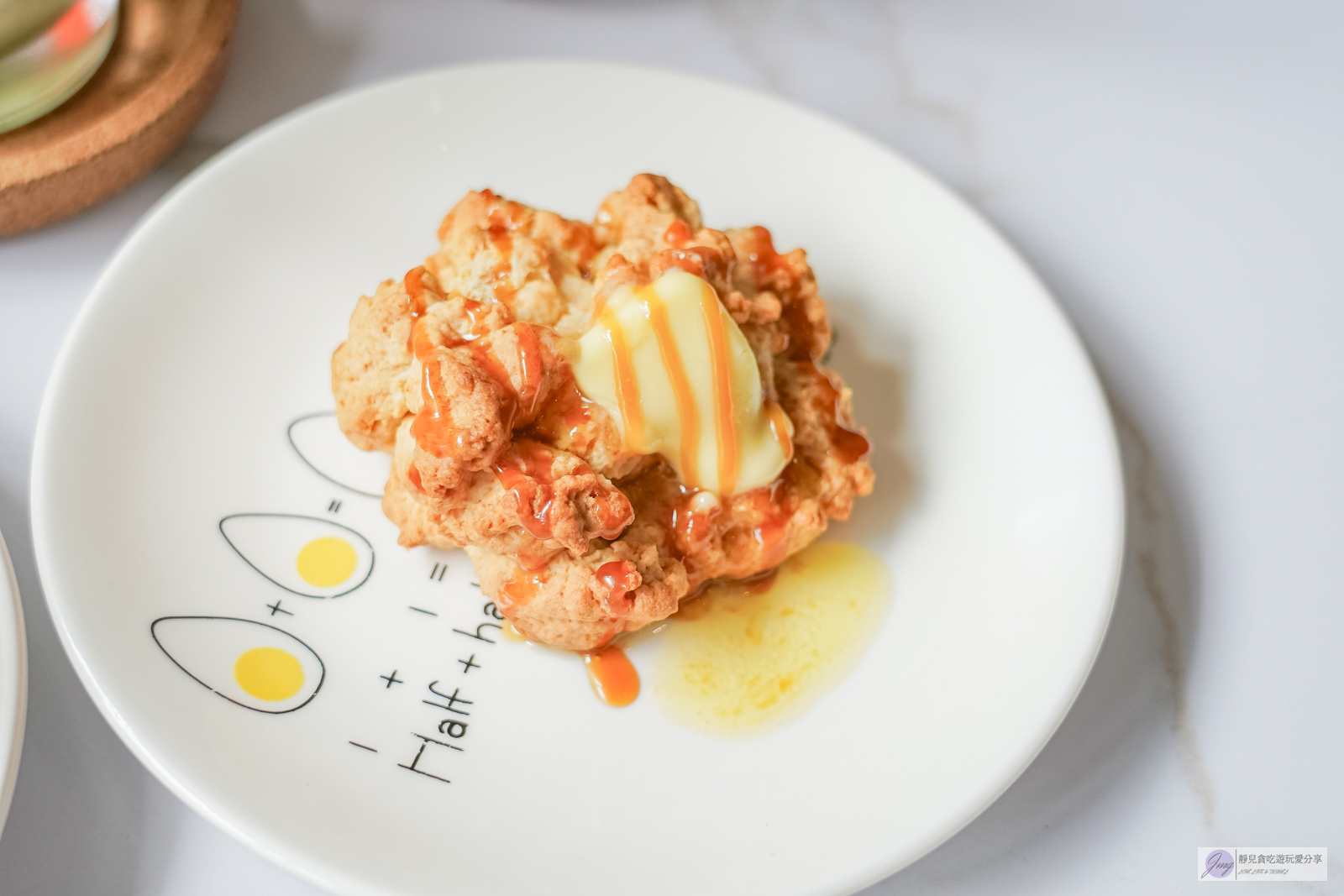 宜蘭美食-低珈咖啡。Bean here-超可愛毛店長坐鎮!純白色系簡約質感咖啡廳/鄰近宜蘭東門觀光夜市 @靜兒貪吃遊玩愛分享 宜蘭美食-低珈咖啡。Bean here-超可愛毛店長坐鎮!純白色系簡約質感咖啡廳/鄰近宜蘭東門觀光夜市 @靜兒貪吃遊玩愛分享