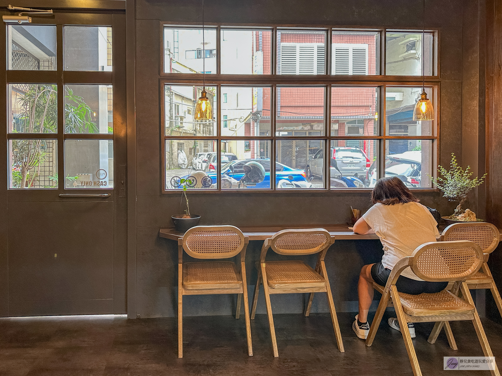 宜蘭羅東美食-CoffeeLab參宿咖啡所-日系京都深色系的木質調輕工業風,咖啡很有水準/ 鄰近羅東林業文化園區 @靜兒貪吃遊玩愛分享 宜蘭羅東美食-CoffeeLab參宿咖啡所-日系京都深色系的木質調輕工業風,咖啡很有水準/ 鄰近羅東林業文化園區 @靜兒貪吃遊玩愛分享