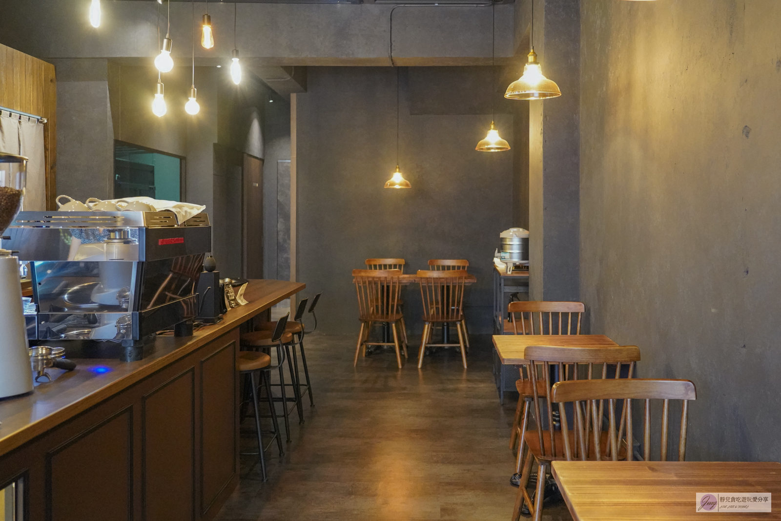 宜蘭羅東美食-CoffeeLab參宿咖啡所-日系京都深色系的木質調輕工業風,咖啡很有水準/ 鄰近羅東林業文化園區 @靜兒貪吃遊玩愛分享 宜蘭羅東美食-CoffeeLab參宿咖啡所-日系京都深色系的木質調輕工業風,咖啡很有水準/ 鄰近羅東林業文化園區 @靜兒貪吃遊玩愛分享