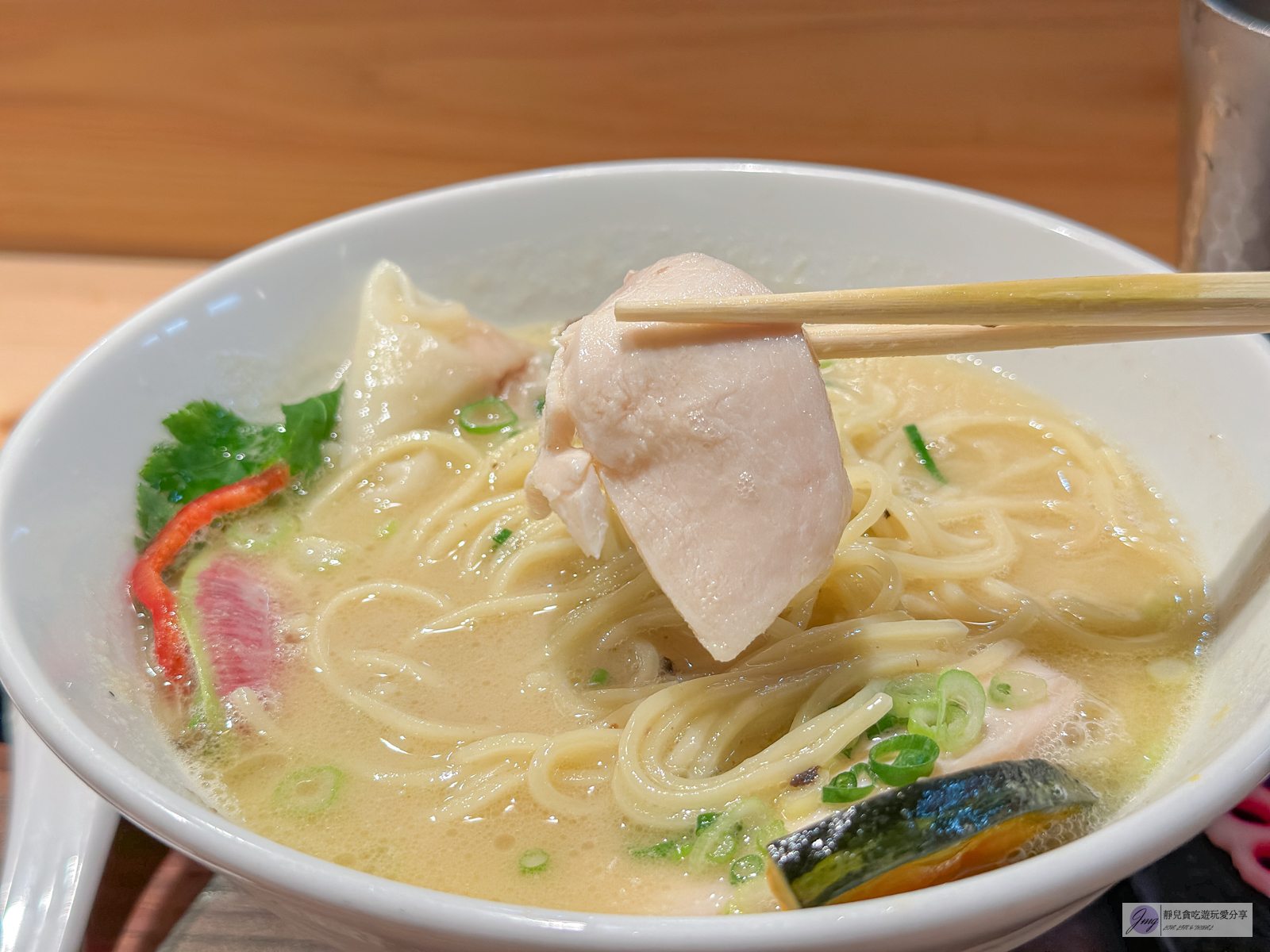 日本東京美食-銀座篝本店-隱藏在小巷裡!米其林推薦排隊人氣拉麵,濃郁松露雞白湯底超美味/鄰近銀座地鐵 @靜兒貪吃遊玩愛分享 日本東京美食-銀座篝本店-隱藏在小巷裡!米其林推薦排隊人氣拉麵,濃郁松露雞白湯底超美味/鄰近銀座地鐵 @靜兒貪吃遊玩愛分享