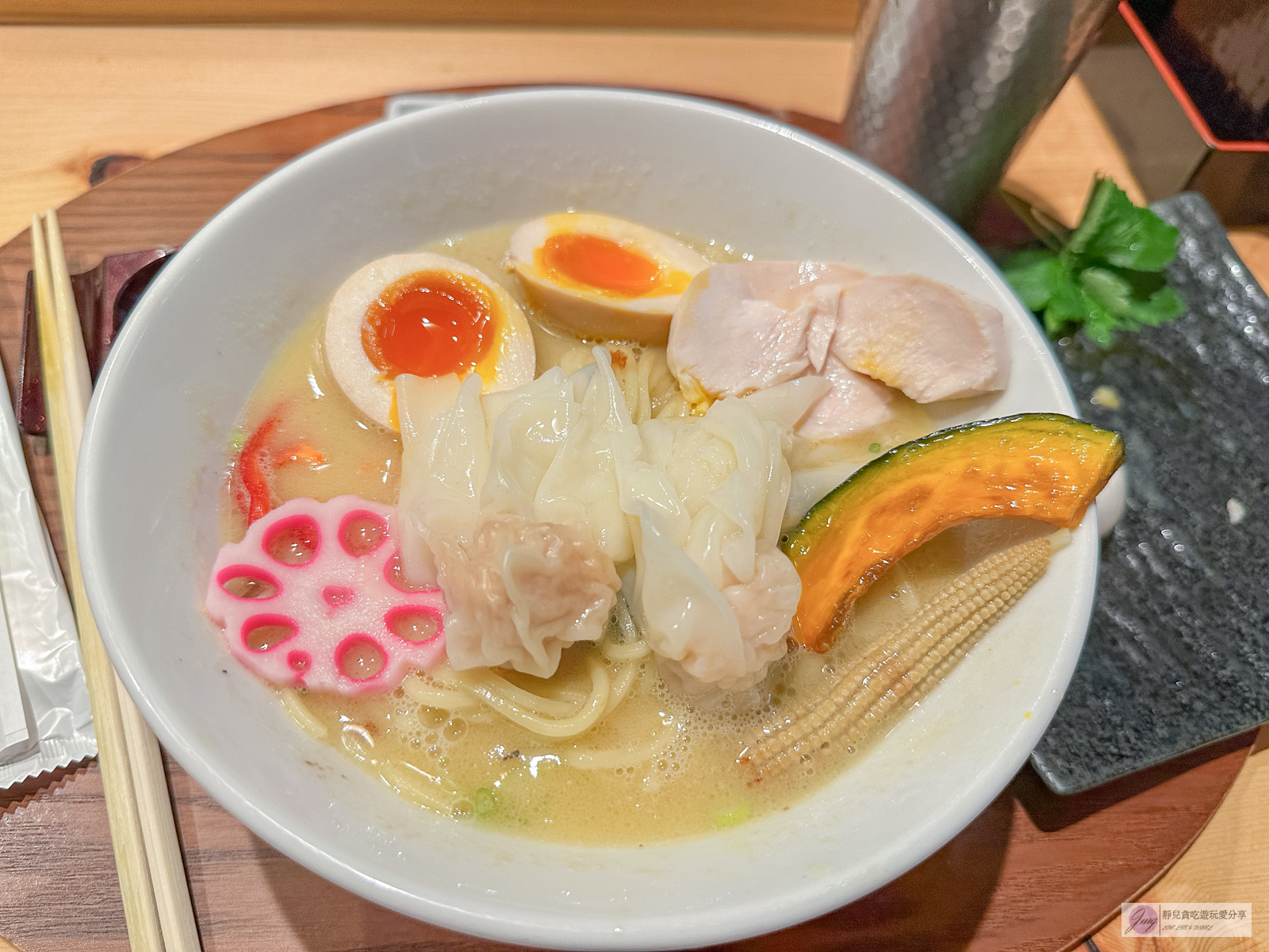 日本東京美食-銀座篝本店-隱藏在小巷裡!米其林推薦排隊人氣拉麵,濃郁松露雞白湯底超美味/鄰近銀座地鐵 @靜兒貪吃遊玩愛分享 日本東京美食-銀座篝本店-隱藏在小巷裡!米其林推薦排隊人氣拉麵,濃郁松露雞白湯底超美味/鄰近銀座地鐵 @靜兒貪吃遊玩愛分享