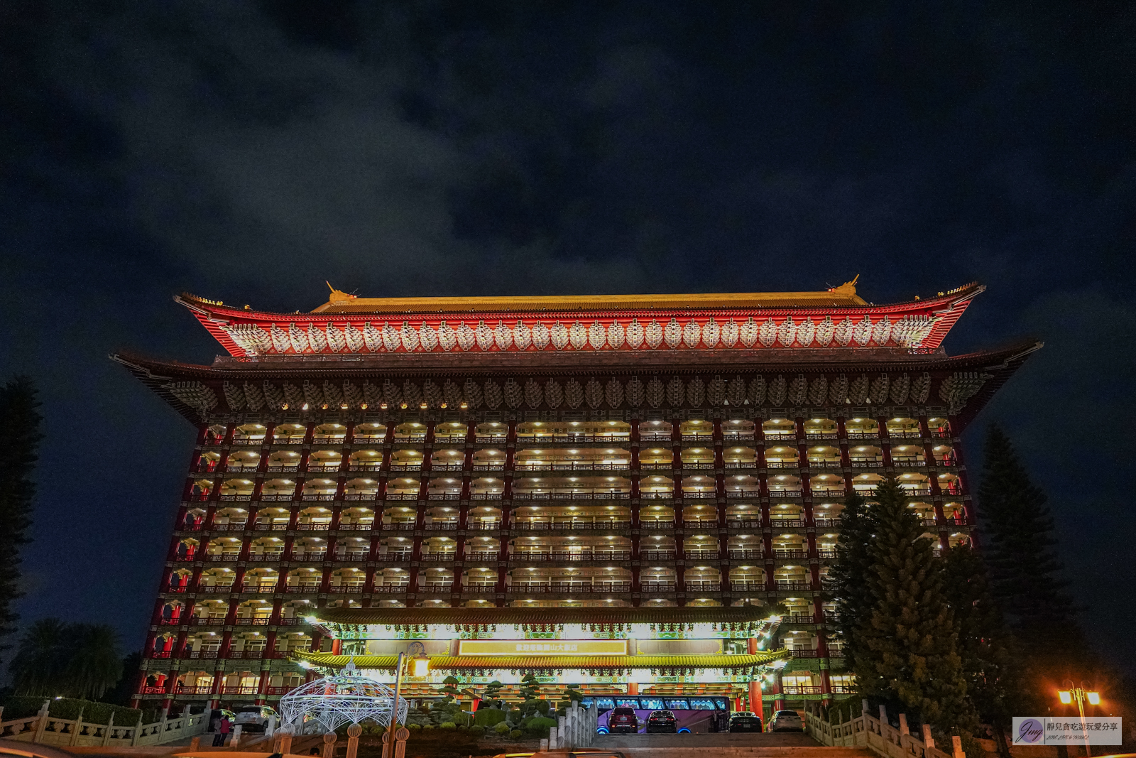 台北中山美食-圓山大飯店-圓苑-道地的江浙菜餚,推薦牛肉麵、黃魚煨麵,蔣夫人喜愛的御製紅豆鬆糕/鄰近劍潭站 @靜兒貪吃遊玩愛分享 台北中山美食-圓山大飯店-圓苑-道地的江浙菜餚,推薦牛肉麵、黃魚煨麵,蔣夫人喜愛的御製紅豆鬆糕/鄰近劍潭站 @靜兒貪吃遊玩愛分享