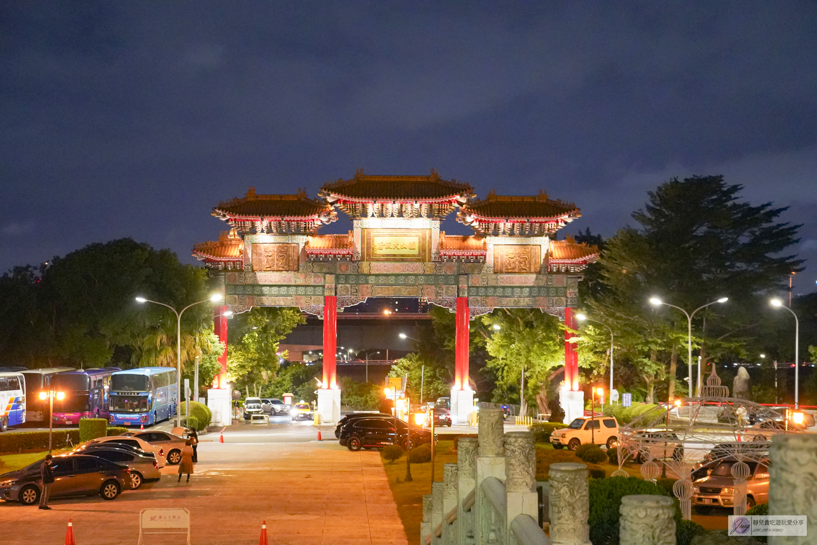 台北中山美食-圓山大飯店-圓苑-道地的江浙菜餚,推薦牛肉麵、黃魚煨麵,蔣夫人喜愛的御製紅豆鬆糕/鄰近劍潭站 @靜兒貪吃遊玩愛分享 台北中山美食-圓山大飯店-圓苑-道地的江浙菜餚,推薦牛肉麵、黃魚煨麵,蔣夫人喜愛的御製紅豆鬆糕/鄰近劍潭站 @靜兒貪吃遊玩愛分享