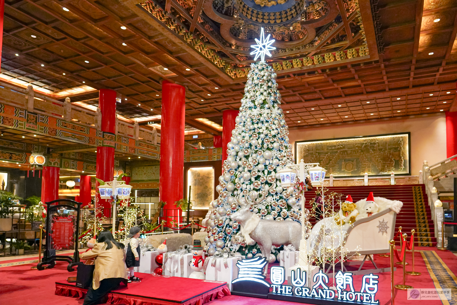 台北中山美食-圓山大飯店-圓苑-道地的江浙菜餚,推薦牛肉麵、黃魚煨麵,蔣夫人喜愛的御製紅豆鬆糕/鄰近劍潭站 @靜兒貪吃遊玩愛分享 台北中山美食-圓山大飯店-圓苑-道地的江浙菜餚,推薦牛肉麵、黃魚煨麵,蔣夫人喜愛的御製紅豆鬆糕/鄰近劍潭站 @靜兒貪吃遊玩愛分享