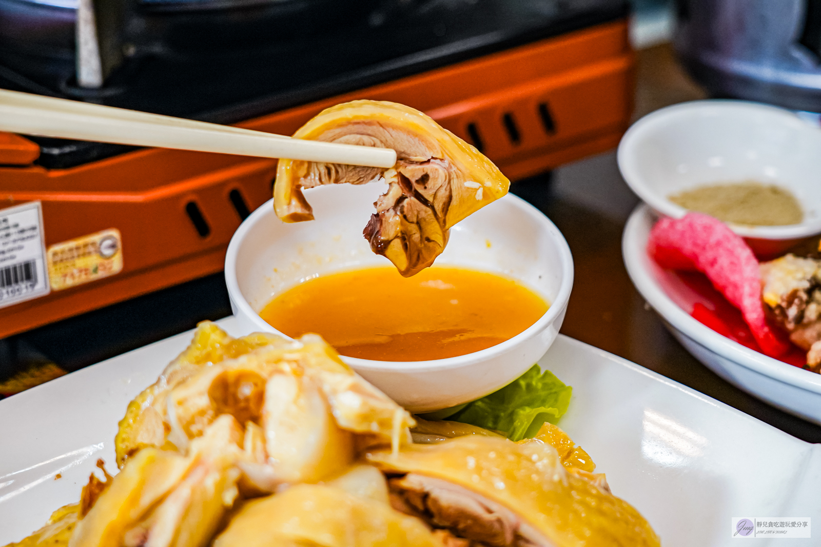 桃園美食-三街海鮮屋-免費鵝油拌飯吃到飽!在地老饕推薦的平價熱炒合菜店,芋香米粉鍋料超多/鄰近桃園愛買 @靜兒貪吃遊玩愛分享 桃園美食-三街海鮮屋-免費鵝油拌飯吃到飽!在地老饕推薦的平價熱炒合菜店,芋香米粉鍋料超多/鄰近桃園愛買 @靜兒貪吃遊玩愛分享