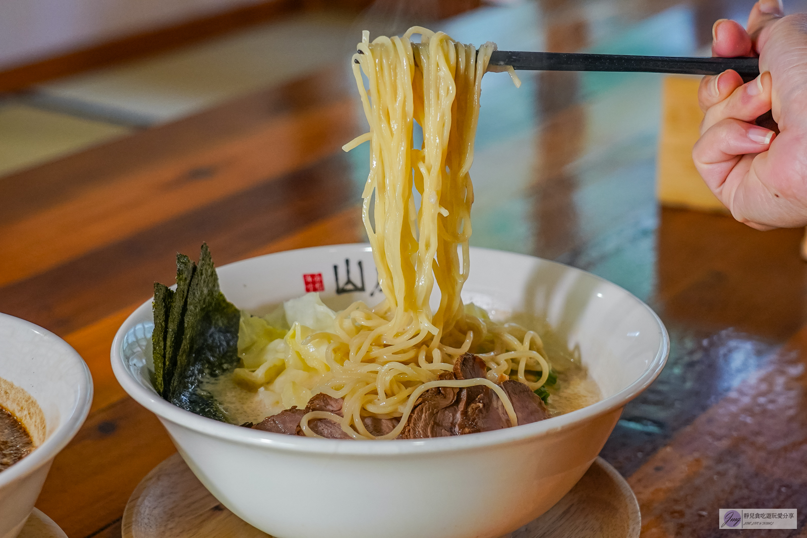 花蓮玉里-山嵐拉麵-秒飛京都!百年日式老房塌塌米吃拉麵,日式庭園造景超Chill,浴衣體驗只要300元/安通溫泉店 @靜兒貪吃遊玩愛分享 花蓮玉里-山嵐拉麵-秒飛京都!百年日式老房塌塌米吃拉麵,日式庭園造景超Chill,浴衣體驗只要300元/安通溫泉店 @靜兒貪吃遊玩愛分享