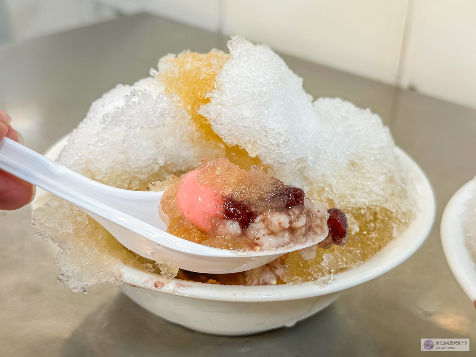 雲林斗六美食-長興圓仔冰-在地80年!傳承四代老店,手工現做燒麻糬,彩色圓仔冰超受歡迎/鄰近斗六車站 @靜兒貪吃遊玩愛分享 雲林斗六美食-長興圓仔冰-在地80年!傳承四代老店,手工現做燒麻糬,彩色圓仔冰超受歡迎/鄰近斗六車站 @靜兒貪吃遊玩愛分享