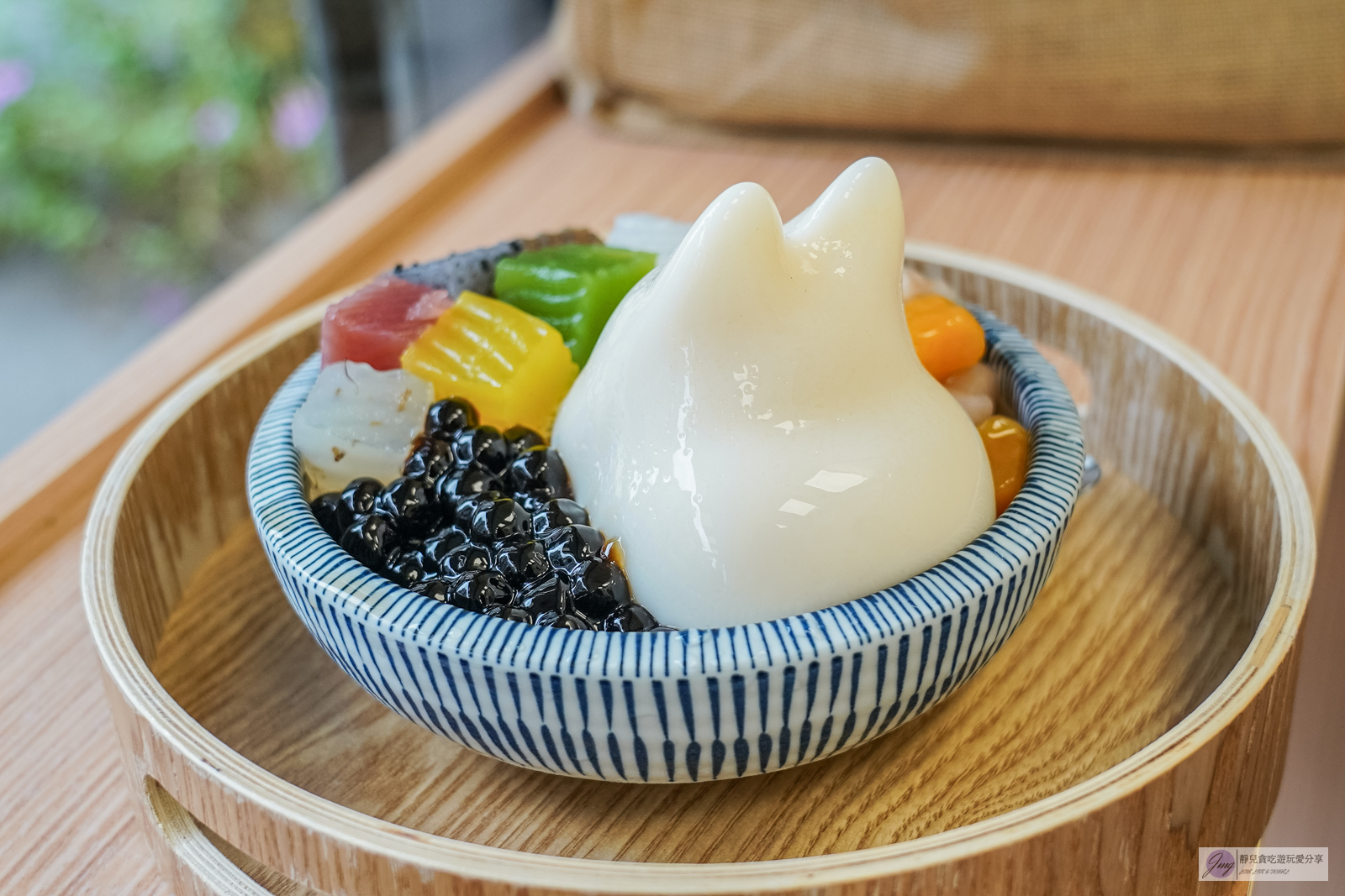 覓糖Mi Tang 桃園春日店-每日限量!超Cute的LOVE U兔,夢幻繽紛的七彩粉粿冰,配料豐富消暑 @靜兒貪吃遊玩愛分享 覓糖Mi Tang 桃園春日店-每日限量!超Cute的LOVE U兔,夢幻繽紛的七彩粉粿冰,配料豐富消暑 @靜兒貪吃遊玩愛分享
