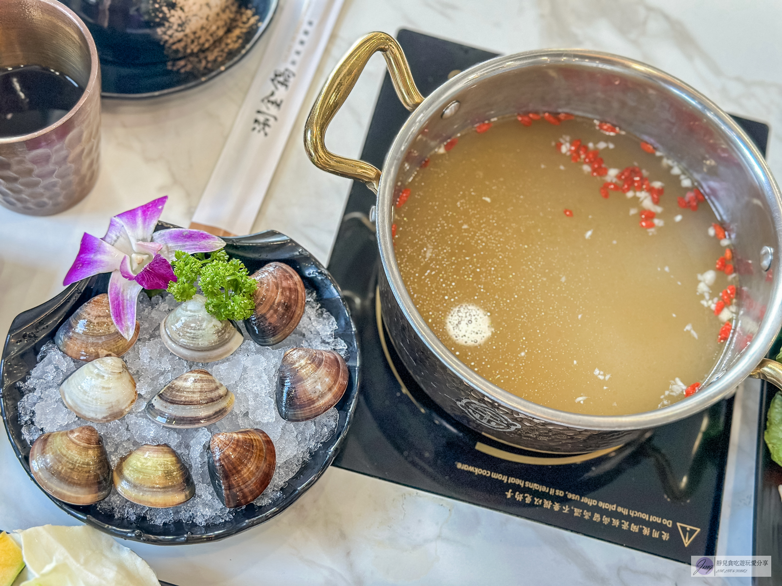 涮金鍋 和風涮涮鍋-真雞精熬煮濃醇鮮美湯頭,新鮮蔬菜、飲品、冰淇淋自助吧吃到飽 @靜兒貪吃遊玩愛分享 涮金鍋 和風涮涮鍋-真雞精熬煮濃醇鮮美湯頭,新鮮蔬菜、飲品、冰淇淋自助吧吃到飽 @靜兒貪吃遊玩愛分享