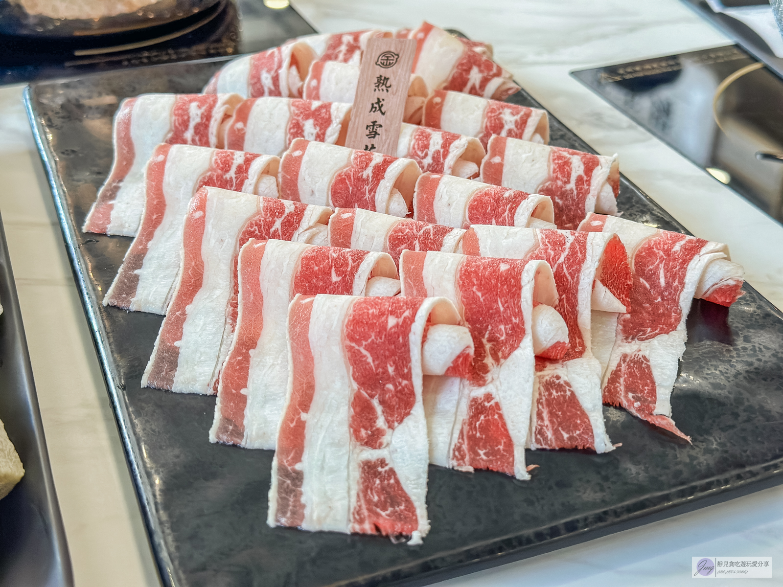 涮金鍋 和風涮涮鍋-真雞精熬煮濃醇鮮美湯頭,新鮮蔬菜、飲品、冰淇淋自助吧吃到飽 @靜兒貪吃遊玩愛分享 涮金鍋 和風涮涮鍋-真雞精熬煮濃醇鮮美湯頭,新鮮蔬菜、飲品、冰淇淋自助吧吃到飽 @靜兒貪吃遊玩愛分享