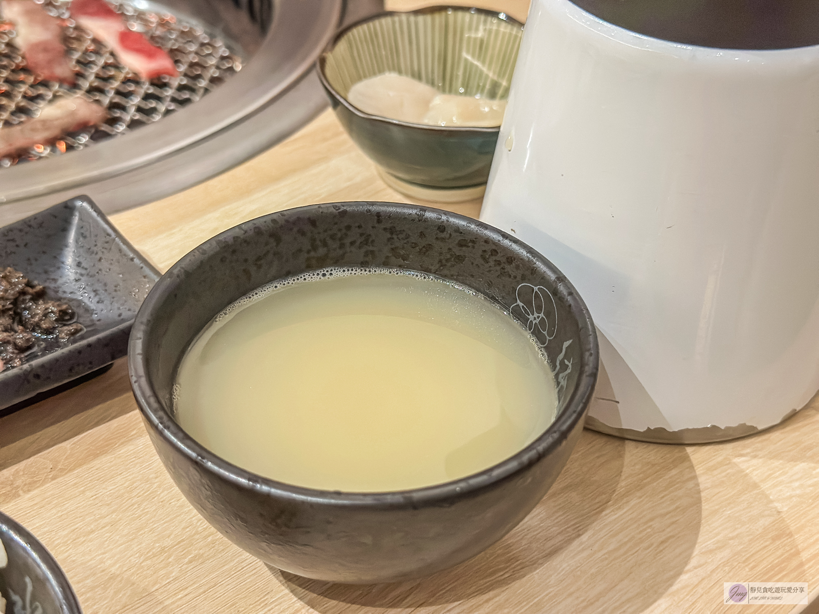 純水燒肉-免費松露醬無限吃!和牛界勞斯萊斯頂級日本A5和牛燒烤,一牛五吃,雙人套餐只要1980元/鄰近藝文特區 @靜兒貪吃遊玩愛分享 純水燒肉-免費松露醬無限吃!和牛界勞斯萊斯頂級日本A5和牛燒烤,一牛五吃,雙人套餐只要1980元/鄰近藝文特區 @靜兒貪吃遊玩愛分享