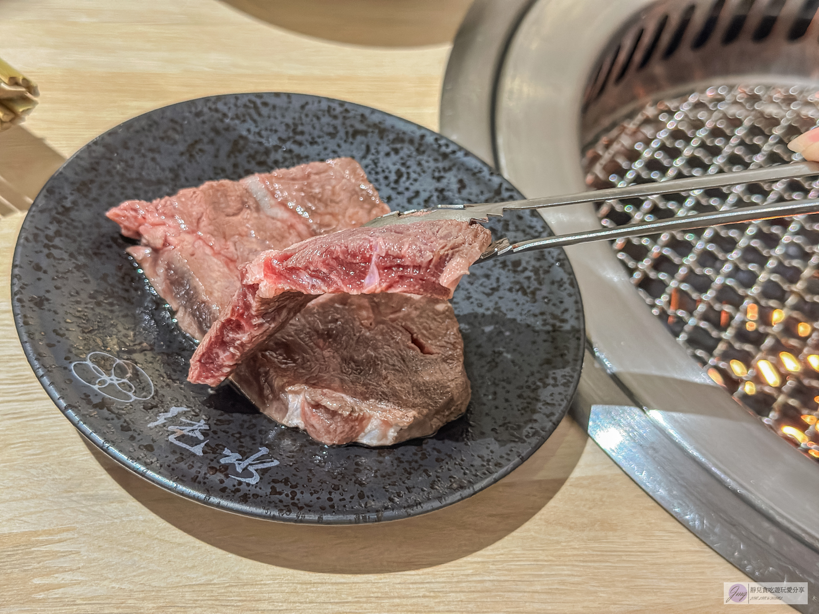 純水燒肉-免費松露醬無限吃!和牛界勞斯萊斯頂級日本A5和牛燒烤,一牛五吃,雙人套餐只要1980元/鄰近藝文特區 @靜兒貪吃遊玩愛分享 純水燒肉-免費松露醬無限吃!和牛界勞斯萊斯頂級日本A5和牛燒烤,一牛五吃,雙人套餐只要1980元/鄰近藝文特區 @靜兒貪吃遊玩愛分享