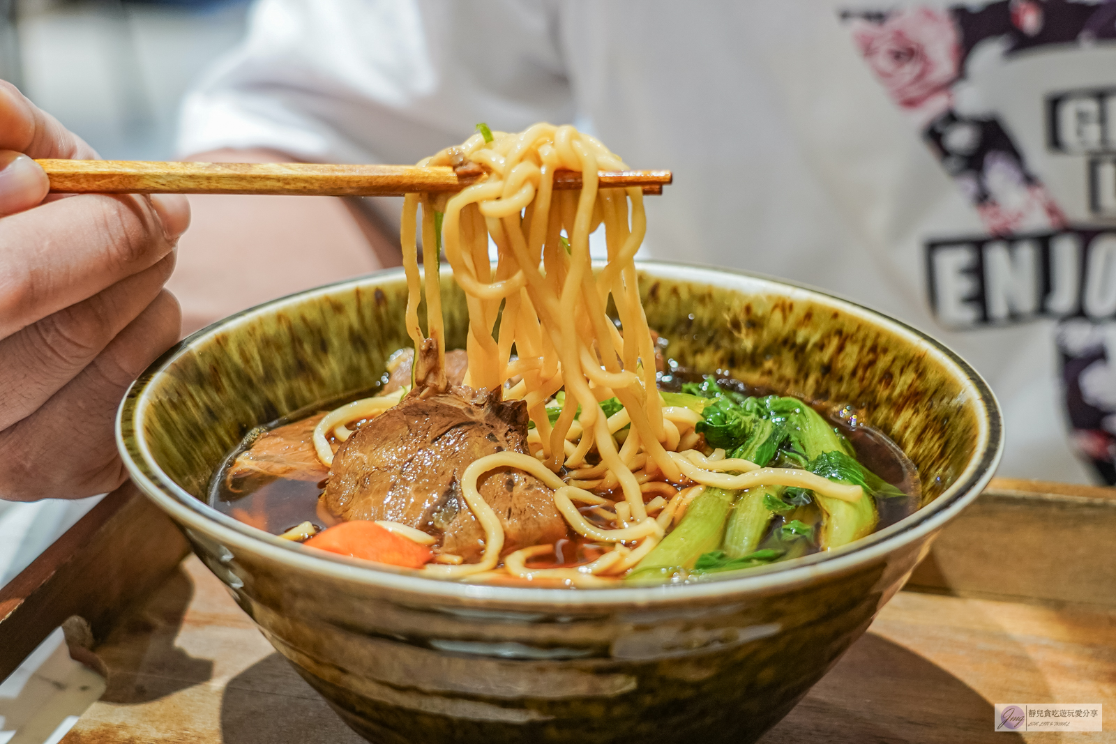 再咖啡z&agrave;i cafe-隱藏在咖啡廳裡的牛肉麵！滑嫩布丁、奶油啤酒拿鐵超特別/斗六店 @靜兒貪吃遊玩愛分享