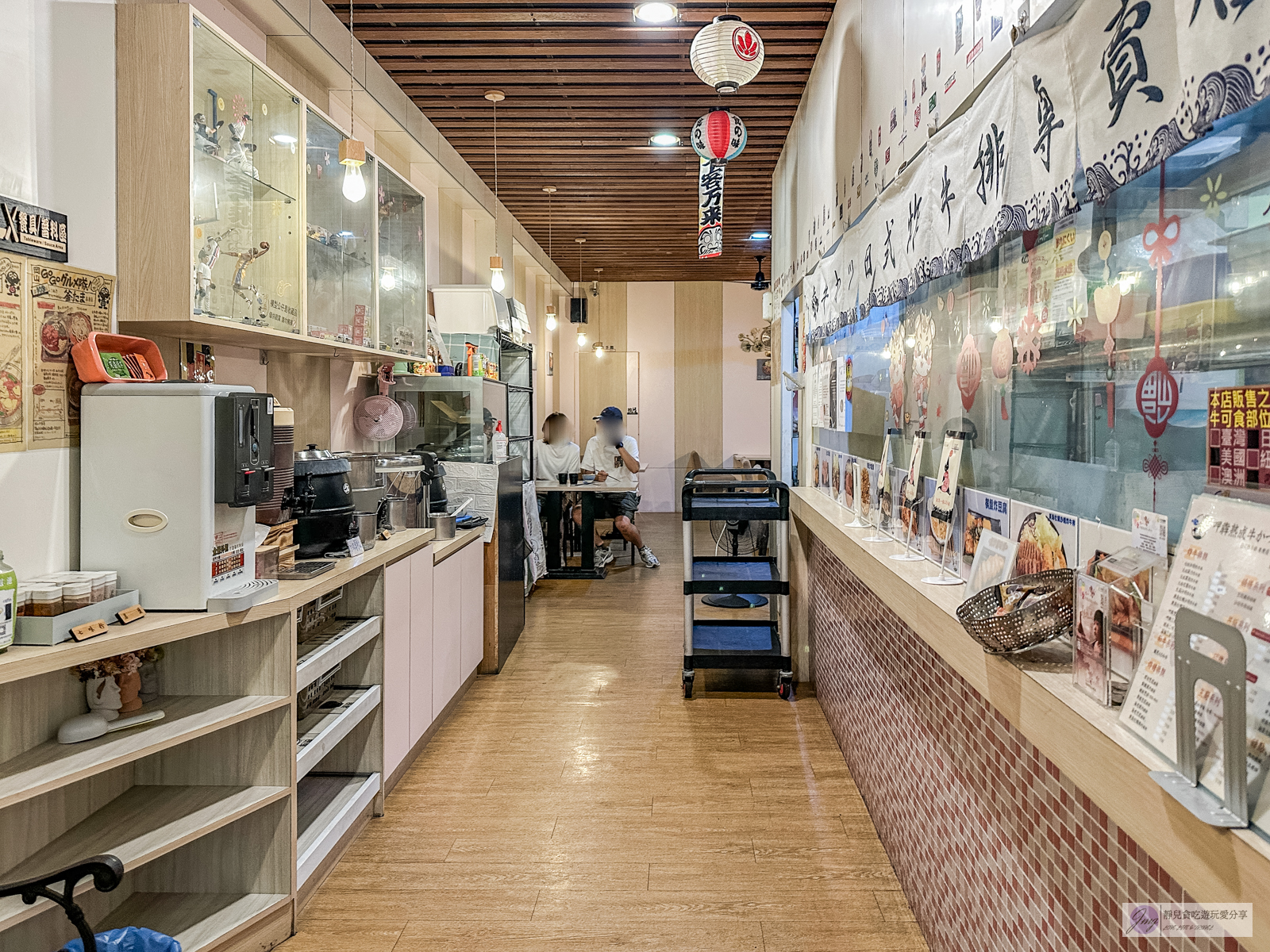呷犇熟成牛力ツ。日式炸牛排專賣店-日式炸牛排,最低只要280元,免費自助吧咖哩、牛肉壽喜燒、味噌湯無限續 @靜兒貪吃遊玩愛分享 呷犇熟成牛力ツ。日式炸牛排專賣店-日式炸牛排,最低只要280元,免費自助吧咖哩、牛肉壽喜燒、味噌湯無限續 @靜兒貪吃遊玩愛分享