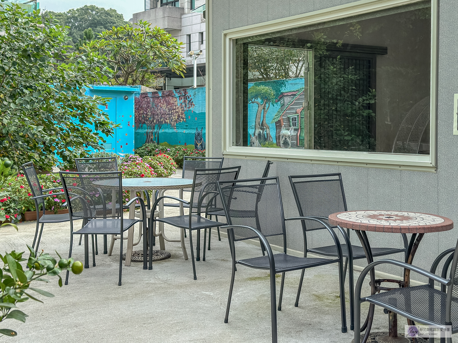 田庄桑椹冰-隱藏在公園內！在地老字號冰店，酸V酸V桑椹冰消暑必吃/鄰近青草湖 @靜兒貪吃遊玩愛分享
