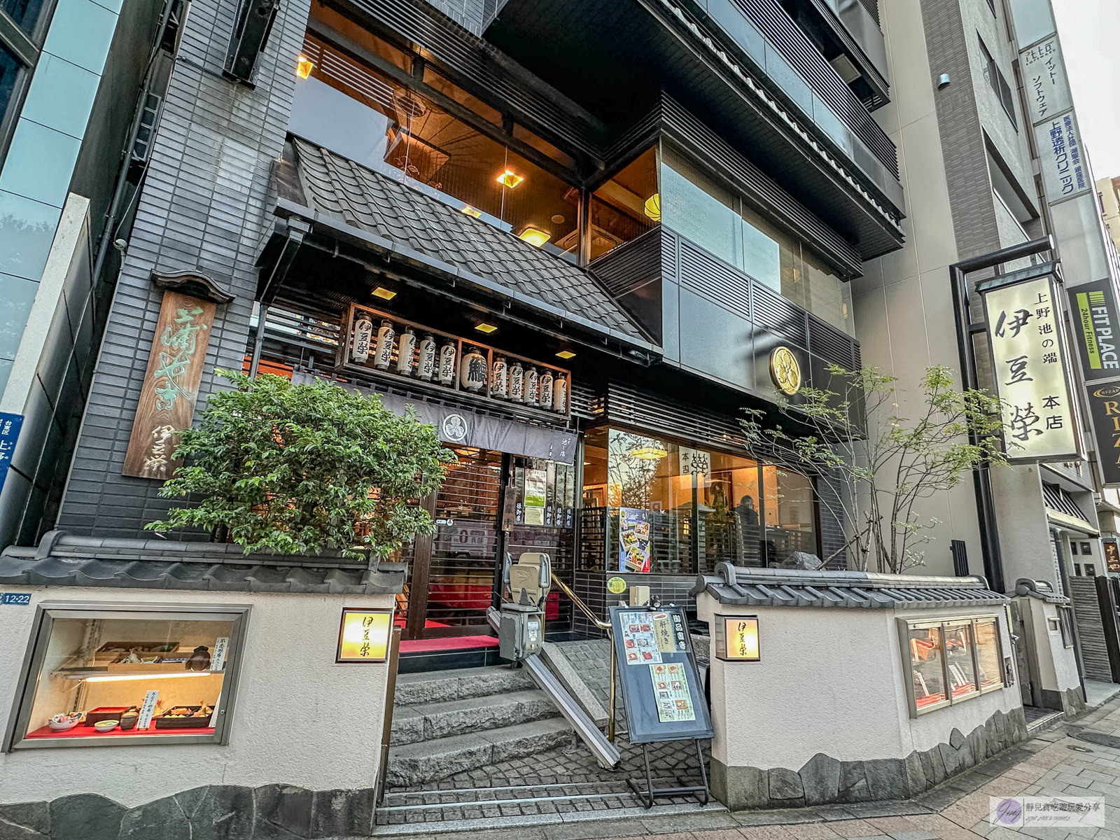 伊豆榮 本店-傳承到第九代百年老店!在地人氣排隊店,古法工匠燒烤及秘制醬汁的鰻魚專賣店/鄰近京成電鐵上野駅 @靜兒貪吃遊玩愛分享 伊豆榮 本店-傳承到第九代百年老店!在地人氣排隊店,古法工匠燒烤及秘制醬汁的鰻魚專賣店/鄰近京成電鐵上野駅 @靜兒貪吃遊玩愛分享