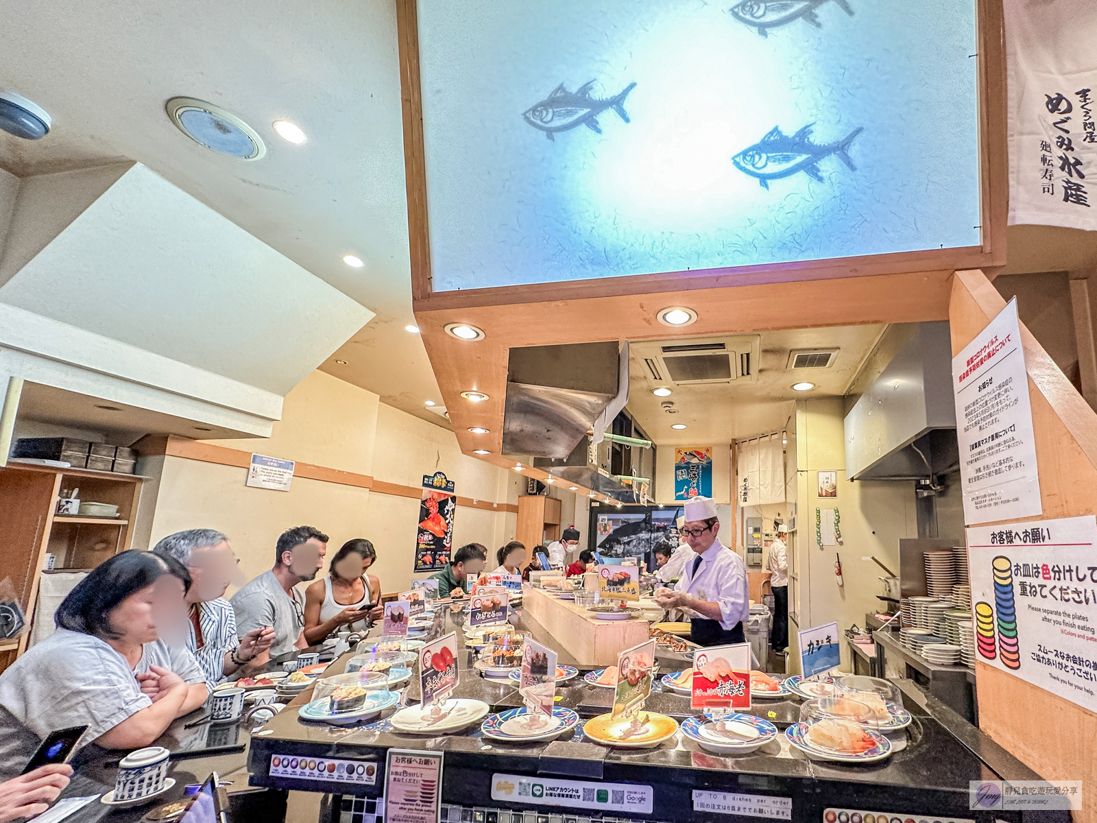 三浦三崎港上野店-在地人氣排隊壽司店！料爆多的平價迴轉壽司，高CP值必吃美食 @靜兒貪吃遊玩愛分享