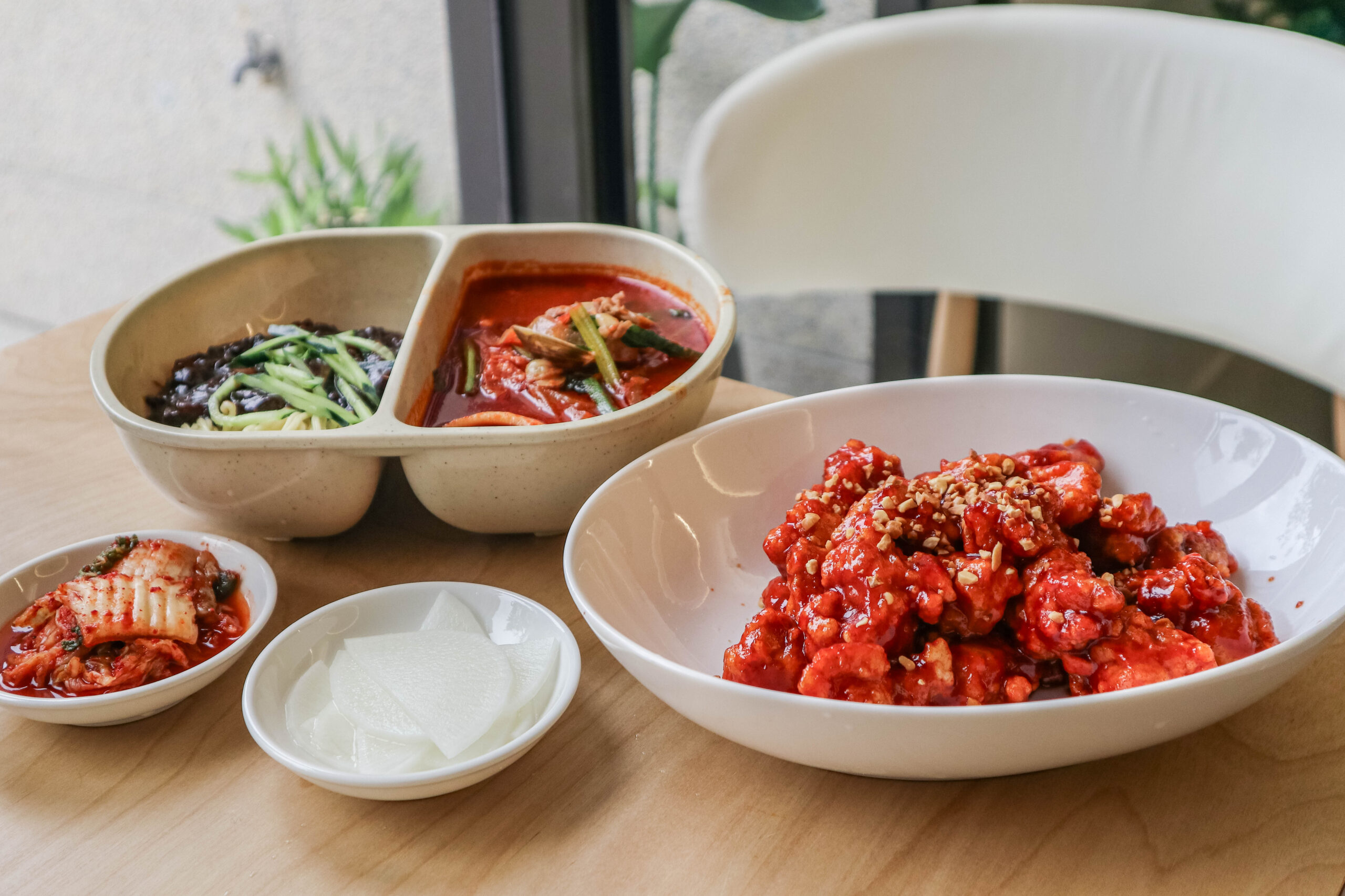 善食堂 선식당-道地的韓式家常料理！韓國老闆掌廚，韓式炸雞塊、半半麵都是人氣品項/鄰近風禾公園 @靜兒貪吃遊玩愛分享