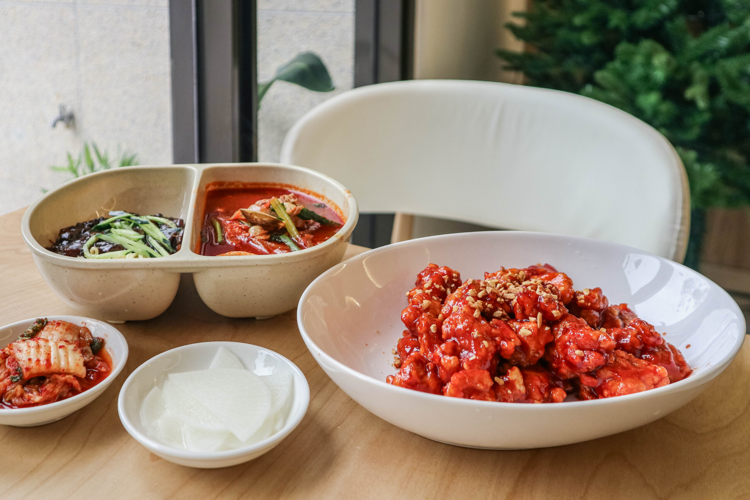 善食堂 선식당-道地的韓式家常料理！韓國老闆掌廚，韓式炸雞塊、半半麵都是人氣品項/鄰近風禾公園 @靜兒貪吃遊玩愛分享