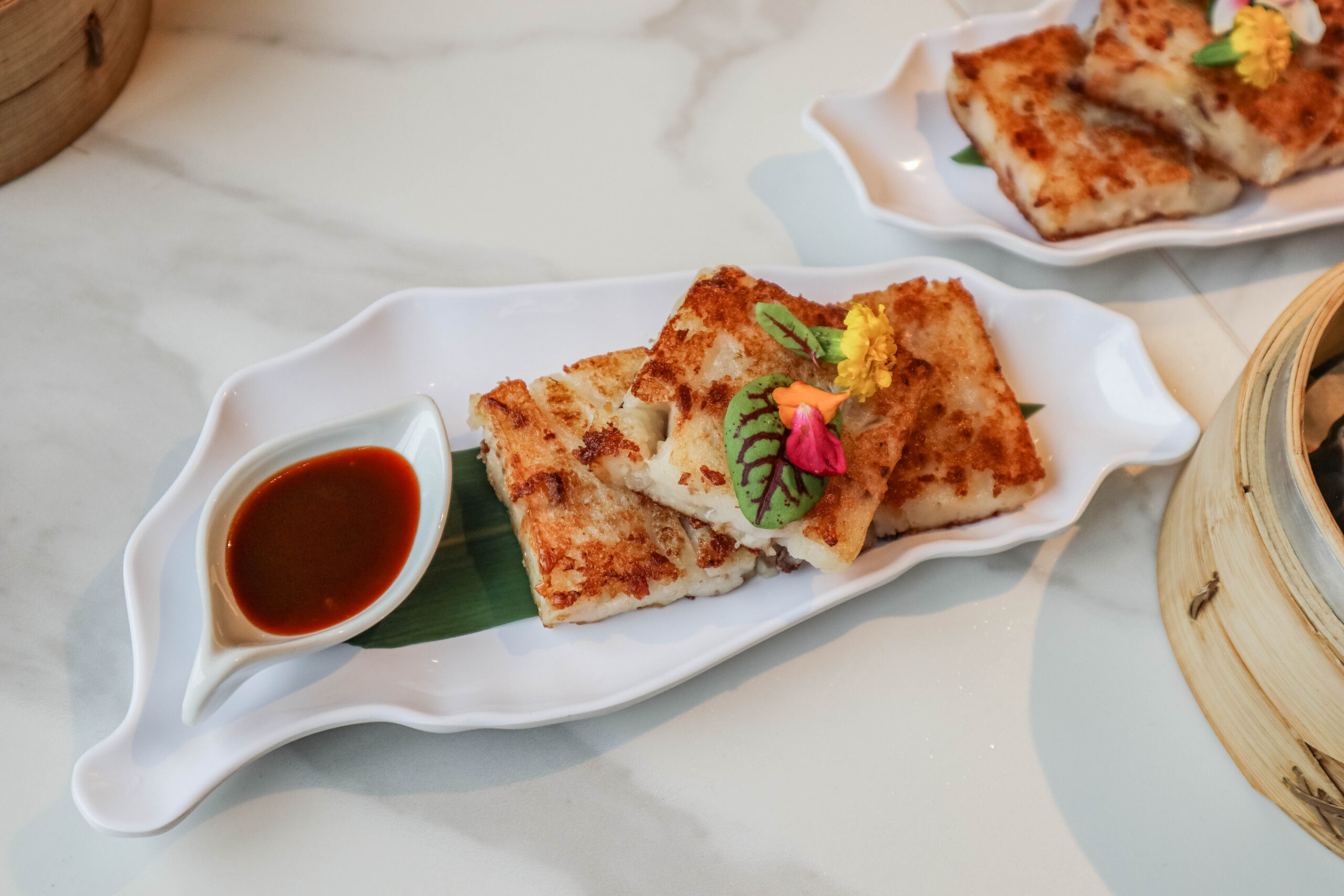 貍小籠點心專門店 LI XIAO LONG-文青質感港式飲茶，繽紛馬卡龍爆漿流沙包，永樂市場美食/鄰近月老霞海城隍廟 @靜兒貪吃遊玩愛分享