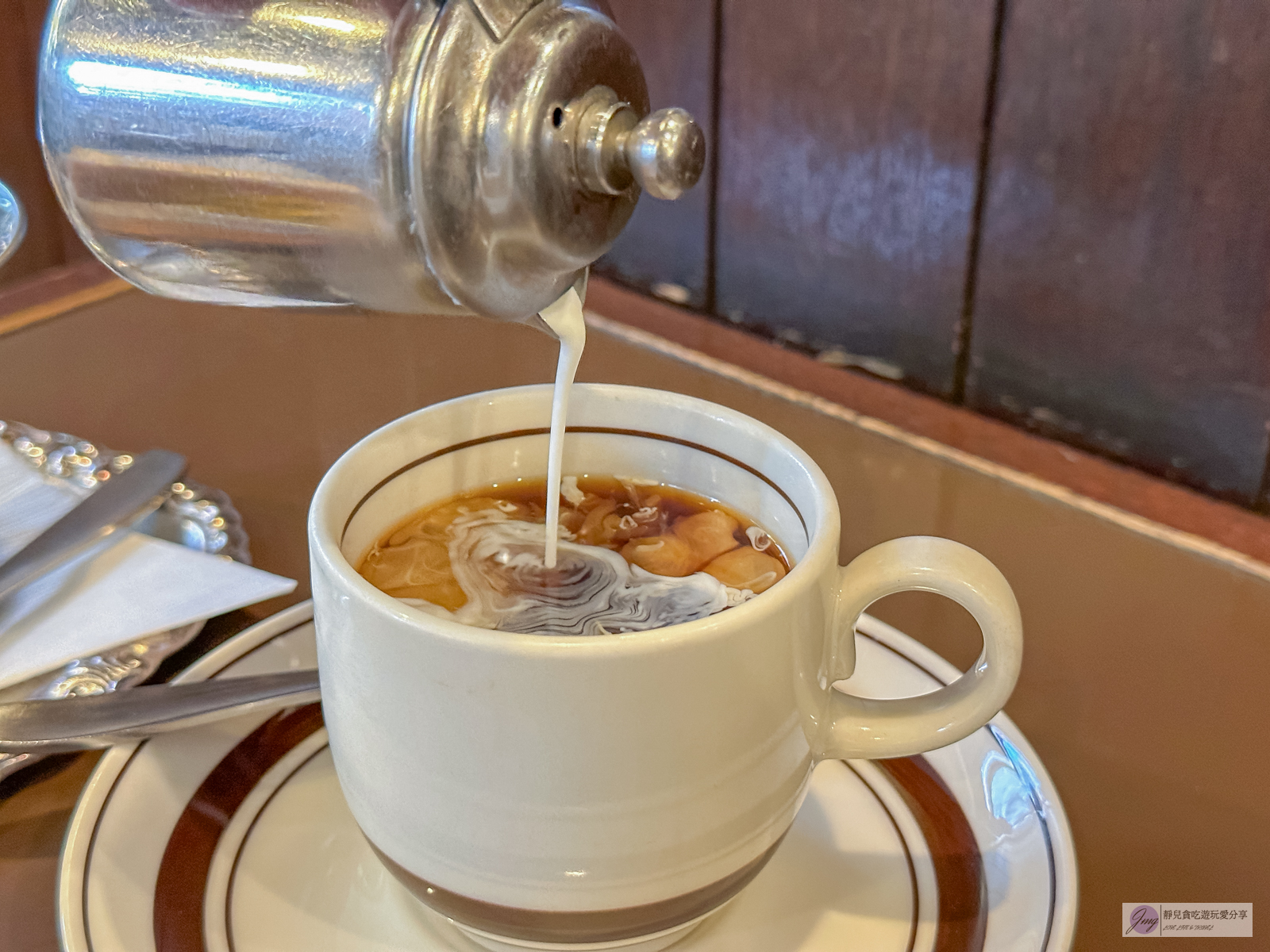 Coffee Mountain-年代感十足！日式復古喫茶店，酥香吐司搭配焦糖布丁都很不錯/鄰近錦系町車站 @靜兒貪吃遊玩愛分享
