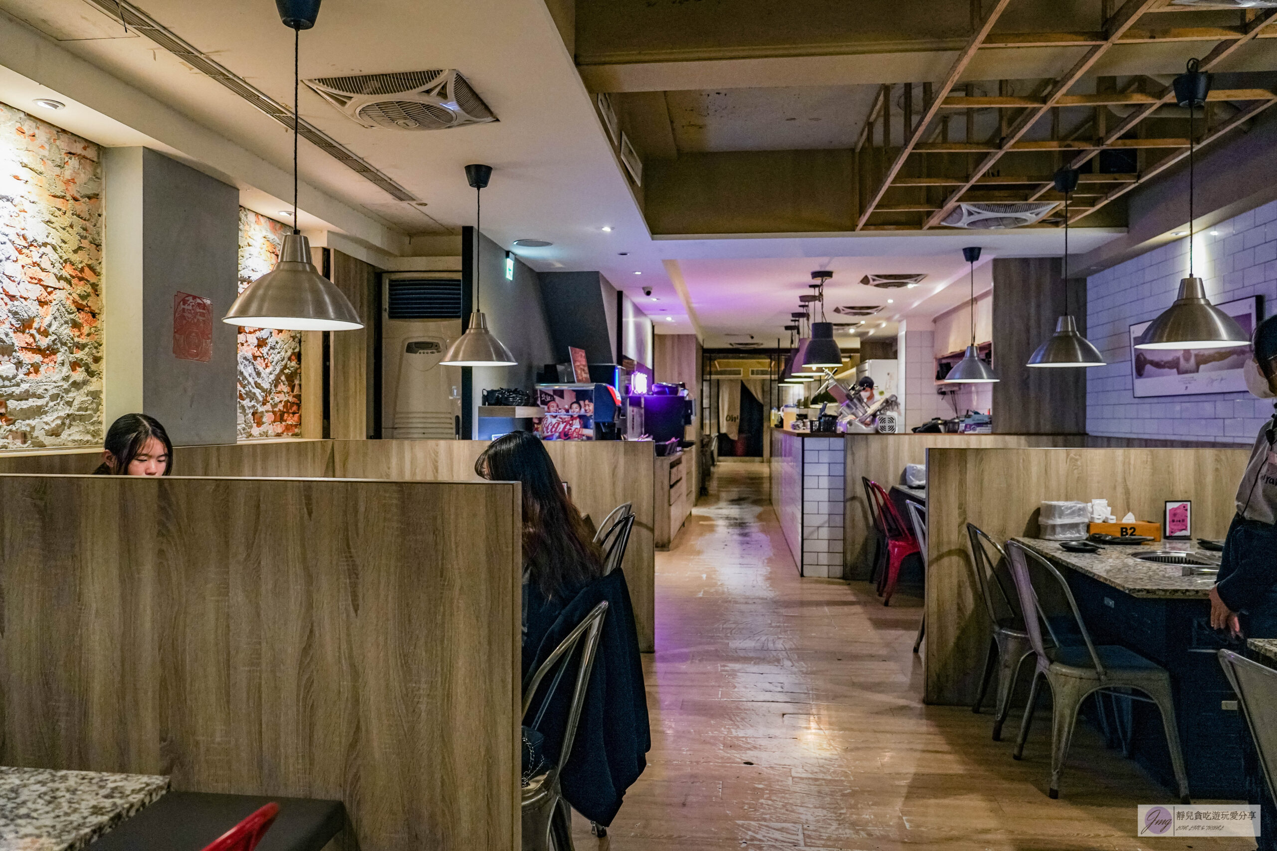 Oh ! Yaki 精緻燒肉吃到飽中壢店-599燒肉吃到飽！多達80道食材可選，超厚實牛排，搭配生菜泡菜起司DIY三種吃法/鄰近中壢中正公園 @靜兒貪吃遊玩愛分享
