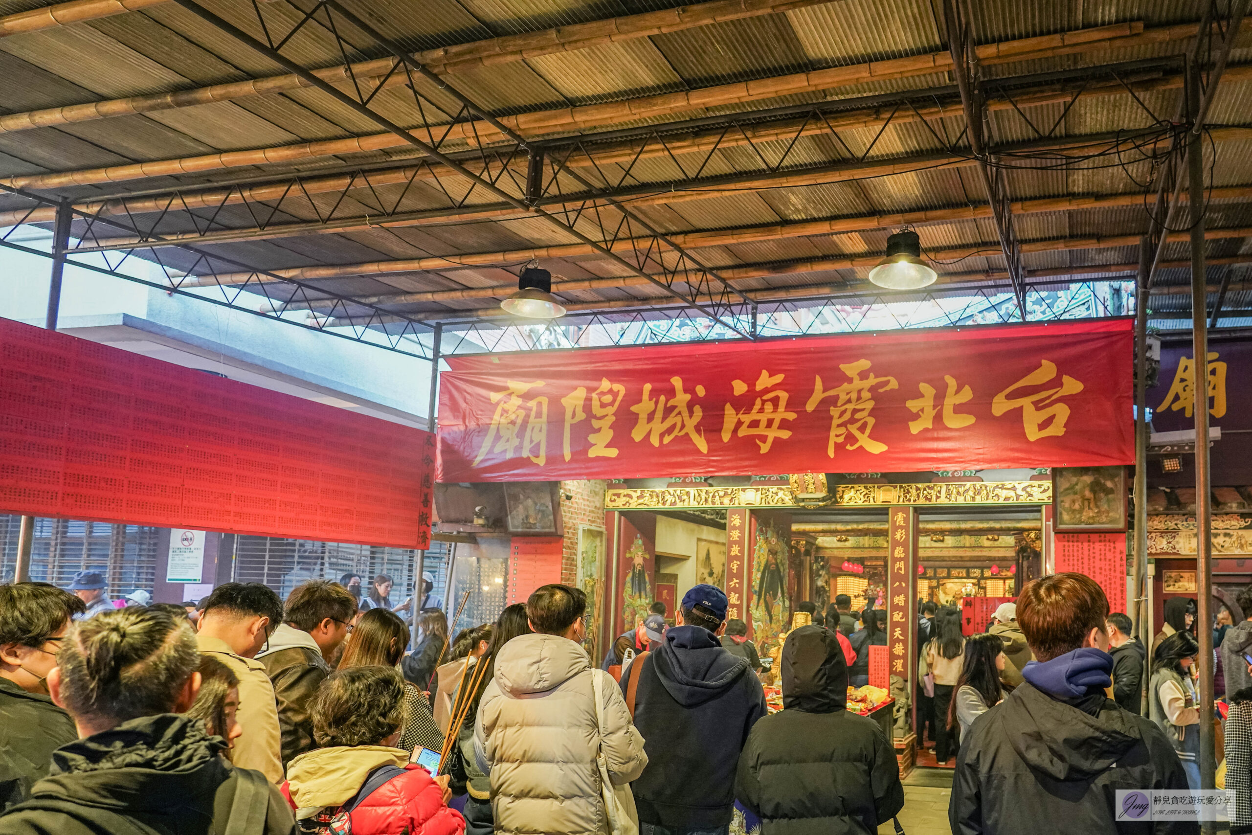 點晶礦水晶工作室-隱藏小巷內！結合花藝水晶命盤，客製化屬於自己的水晶手鍊、開運水晶盆栽/鄰近迪化街 @靜兒貪吃遊玩愛分享