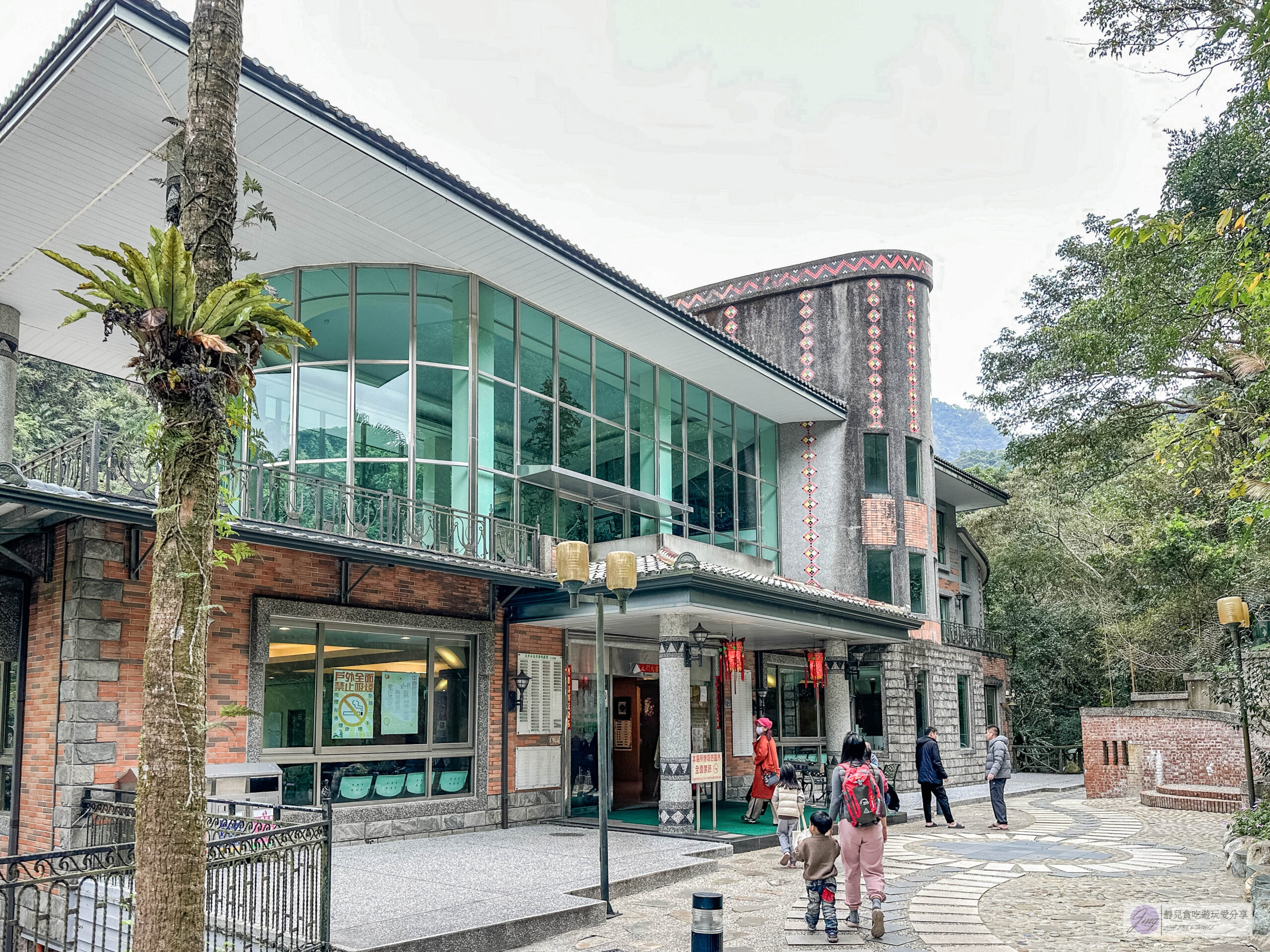 天然谷溫泉會館-每人只要200元!仕女日紳士日不限時溫泉SPA,獨立平價湯屋推薦/鄰近青蛙石天空步道 @靜兒貪吃遊玩愛分享 天然谷溫泉會館-每人只要200元!仕女日紳士日不限時溫泉SPA,獨立平價湯屋推薦/鄰近青蛙石天空步道 @靜兒貪吃遊玩愛分享
