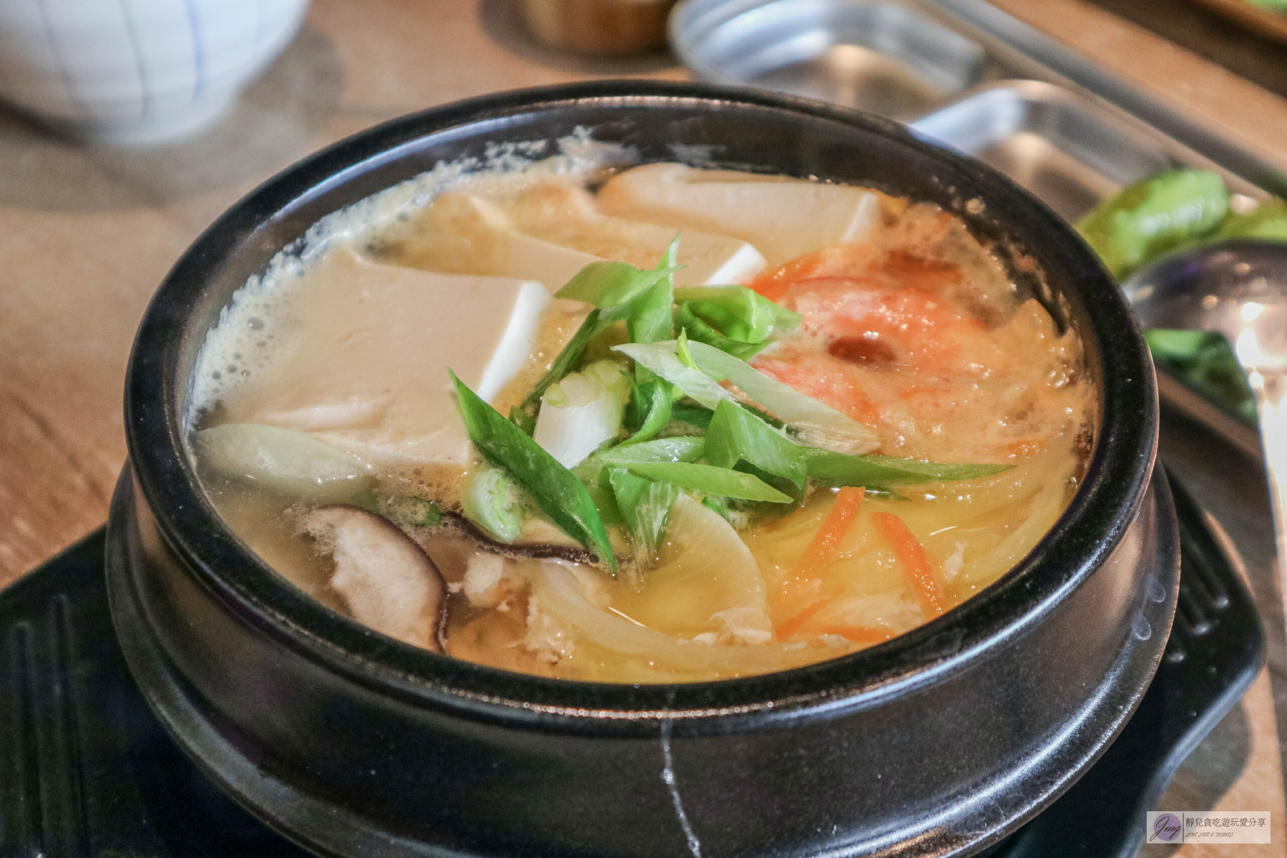 韓手作-在地老饕人氣店！高CP值平價韓式料理，免費湯、飯、檸檬水無限續/鄰近雲科大 @靜兒貪吃遊玩愛分享