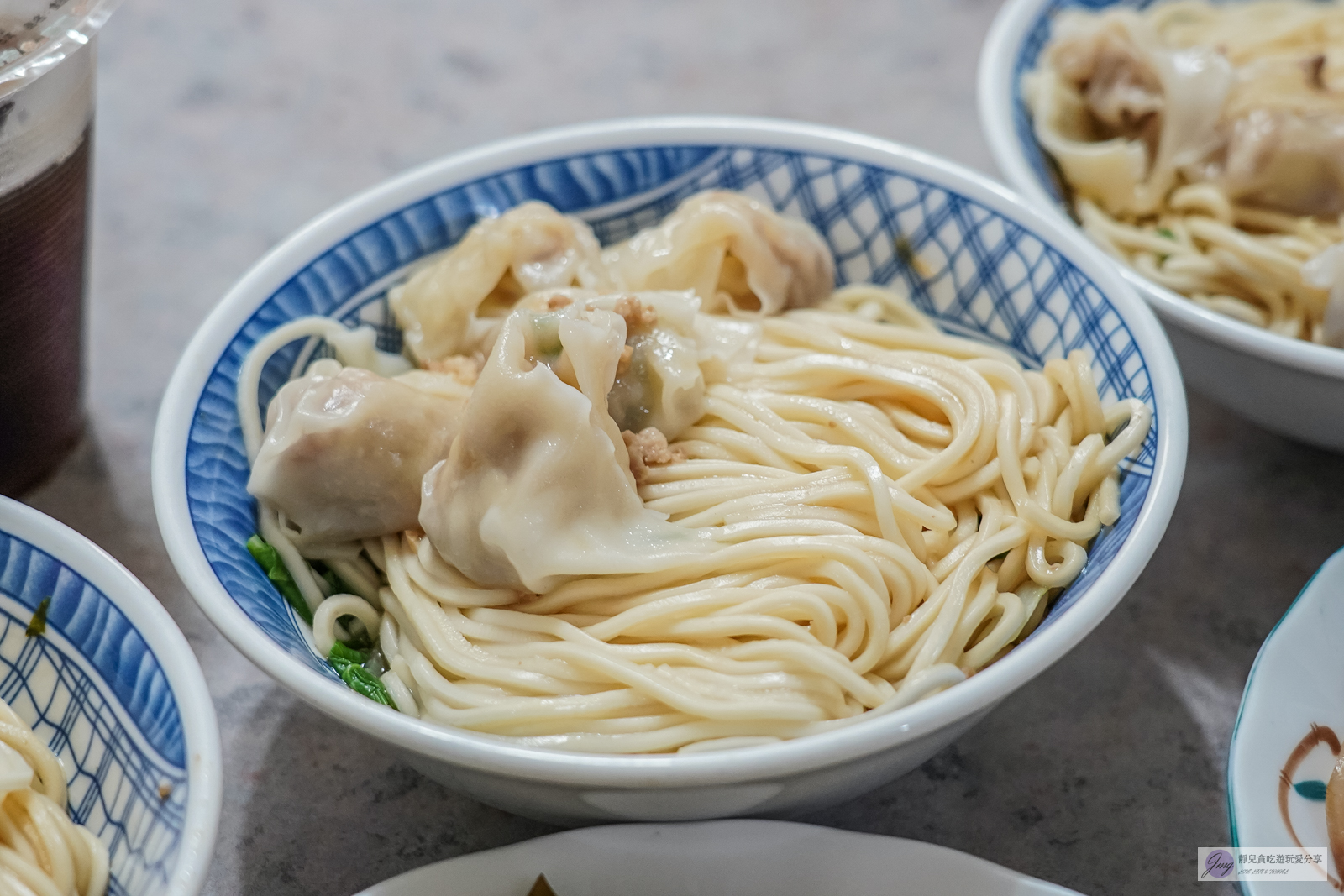 金鳳陽春麵-在地60年老字號!古早味肉燥乾麵加自製辣椒超推,人氣傳統麵店/鄰近金城國中 @靜兒貪吃遊玩愛分享 金鳳陽春麵-在地60年老字號!古早味肉燥乾麵加自製辣椒超推,人氣傳統麵店/鄰近金城國中 @靜兒貪吃遊玩愛分享