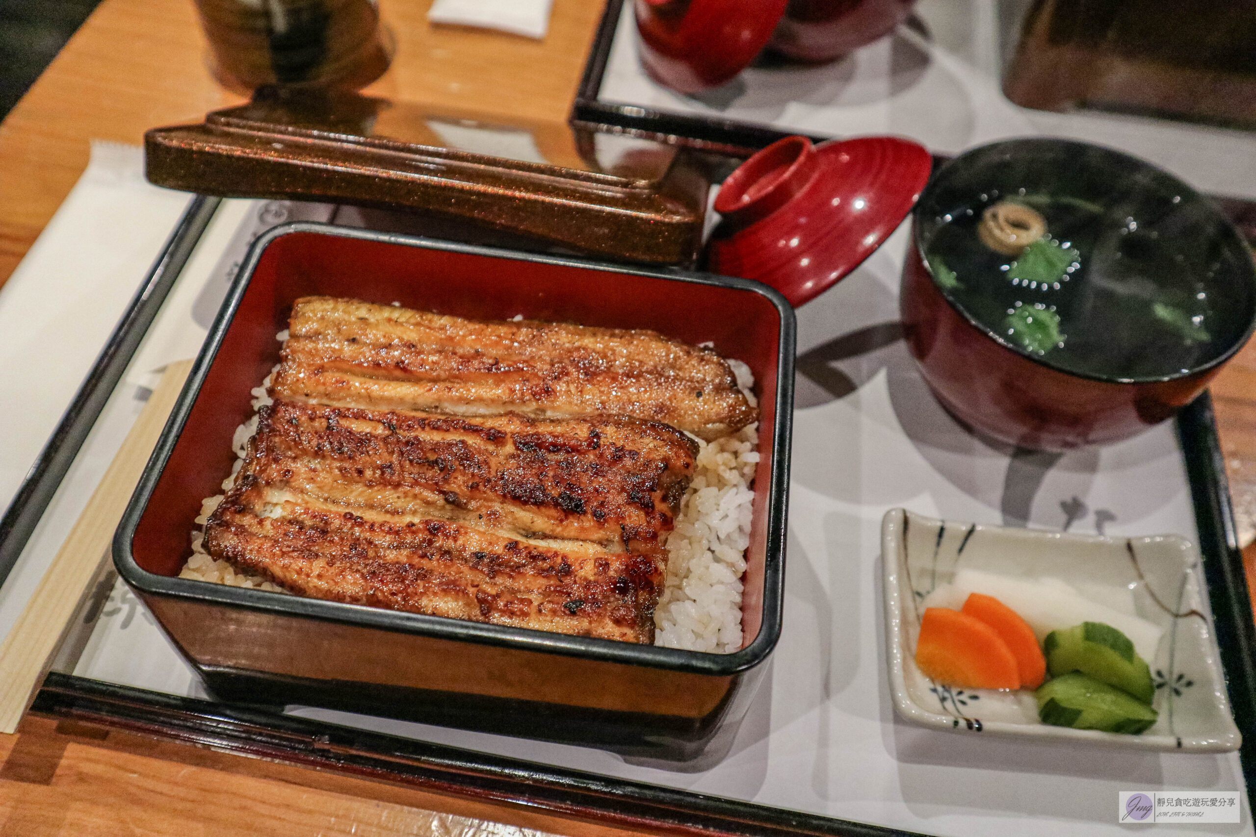 うなぎ 小椋 道後店-傳統醬汁烹製！炭火直烤鰻魚飯、蔬果醬汁醃漬的牛肉蓋飯/道後商店街 @靜兒貪吃遊玩愛分享