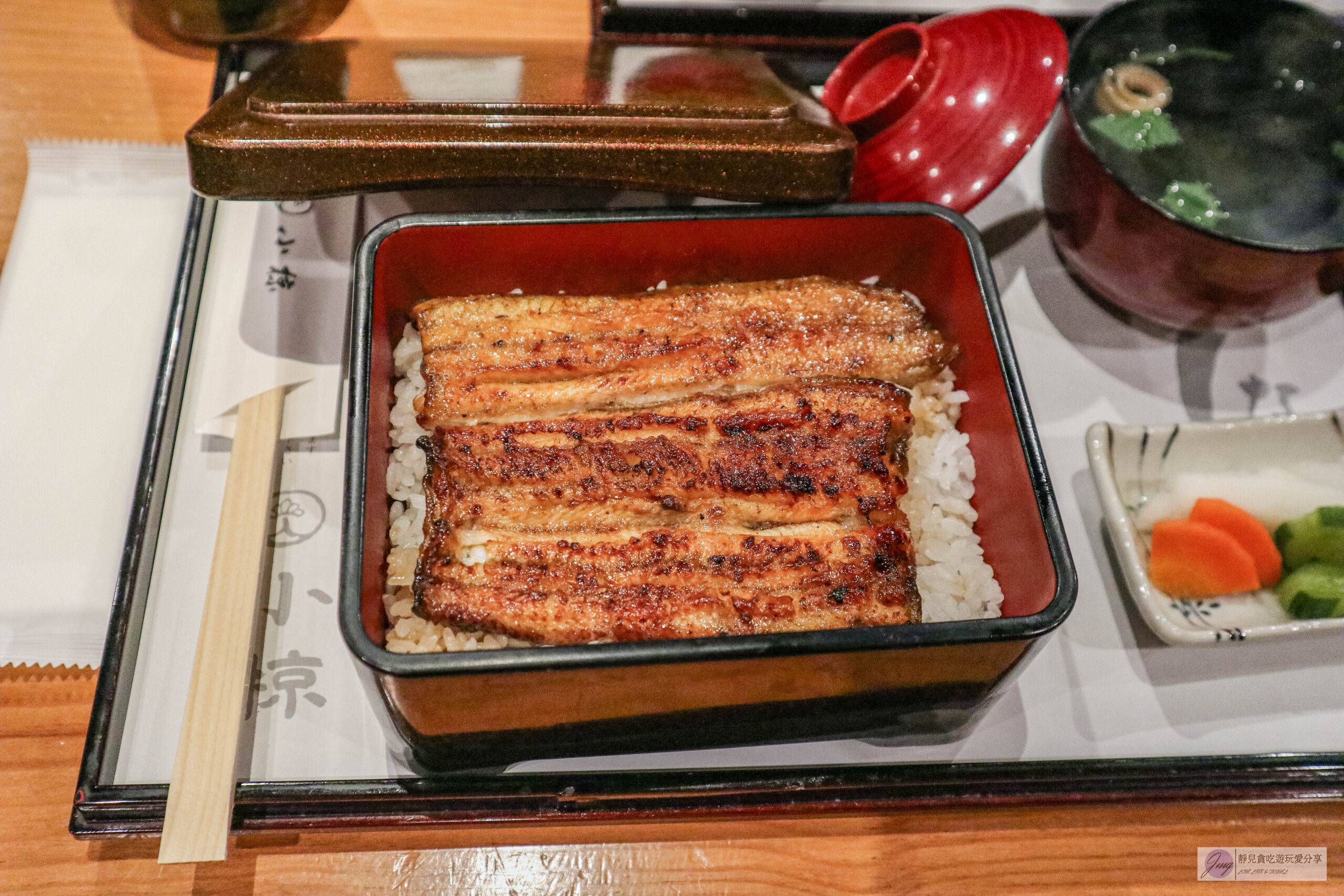 うなぎ 小椋 道後店-傳統醬汁烹製！炭火直烤鰻魚飯、蔬果醬汁醃漬的牛肉蓋飯/道後商店街 @靜兒貪吃遊玩愛分享