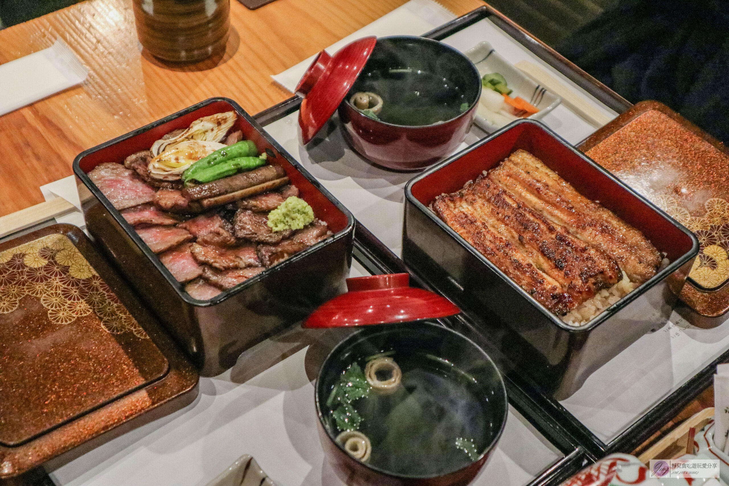 うなぎ 小椋 道後店-傳統醬汁烹製！炭火直烤鰻魚飯、蔬果醬汁醃漬的牛肉蓋飯/道後商店街 @靜兒貪吃遊玩愛分享