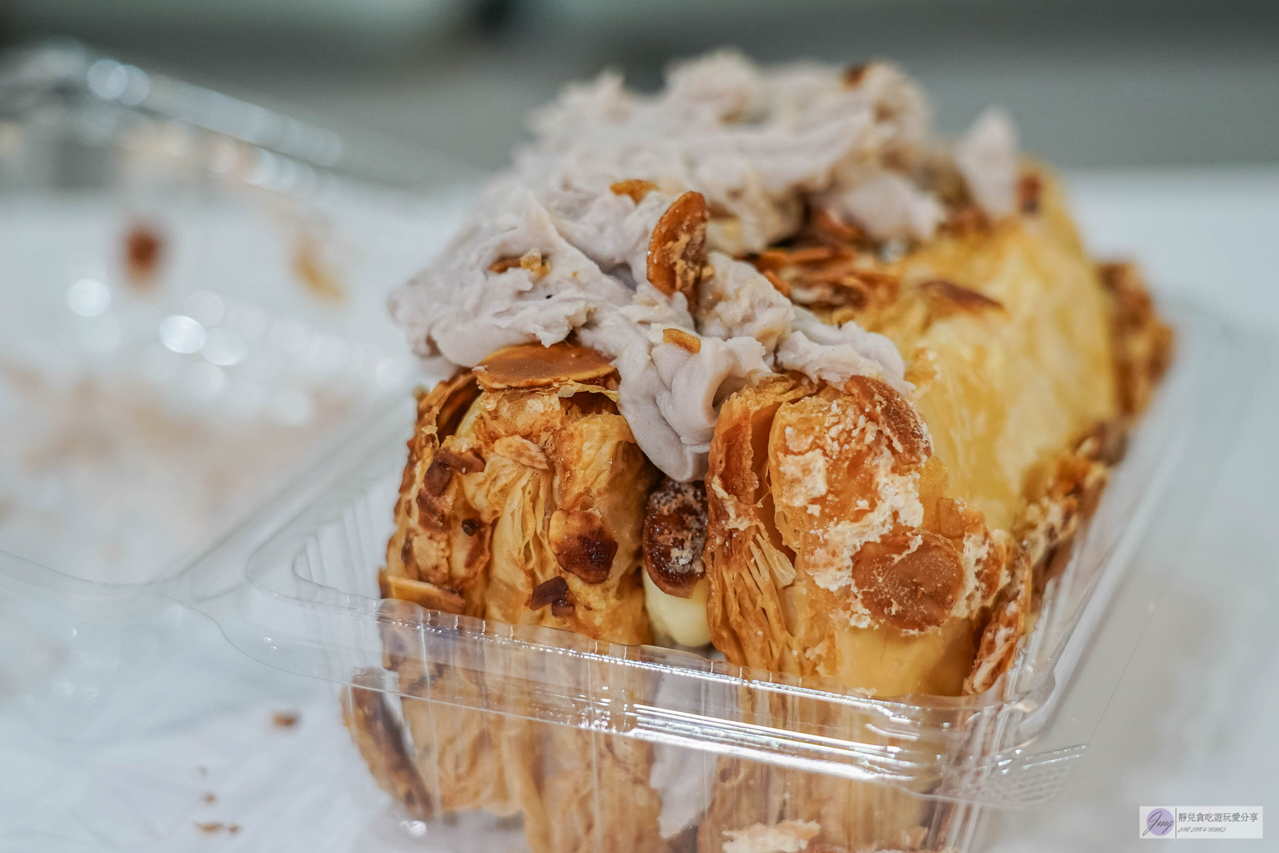 白楊樹糕點小舖-芋頭控必收！超人氣爆料芋泥綿密厚實，手掌大芋泥可頌、酥到掉渣芋泥奶凍千層、招牌芋泥波士頓派超熱賣/鄰近大有梯田生態公園 @靜兒貪吃遊玩愛分享